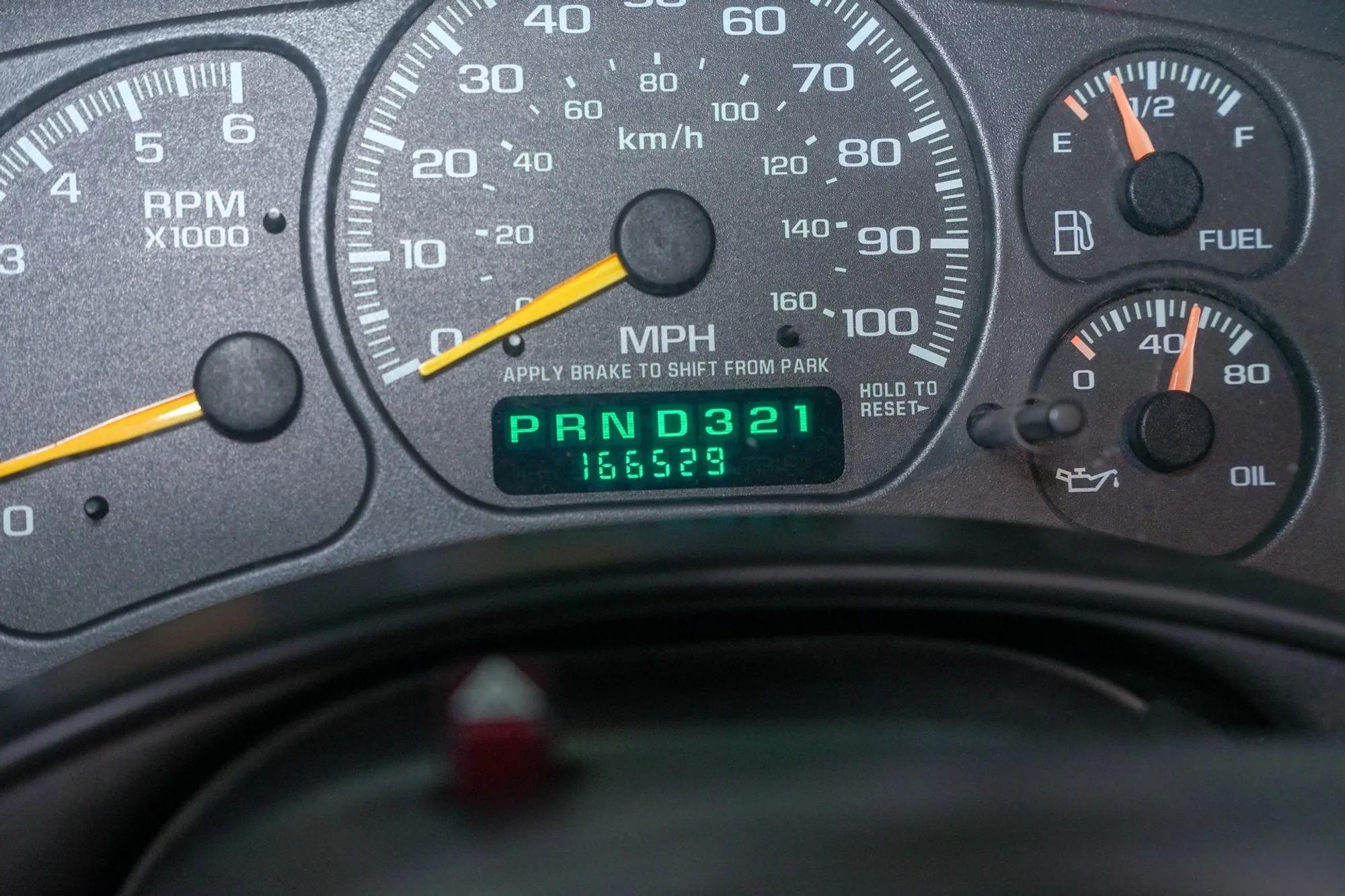 2000 Chevrolet Silverado 1500 LS