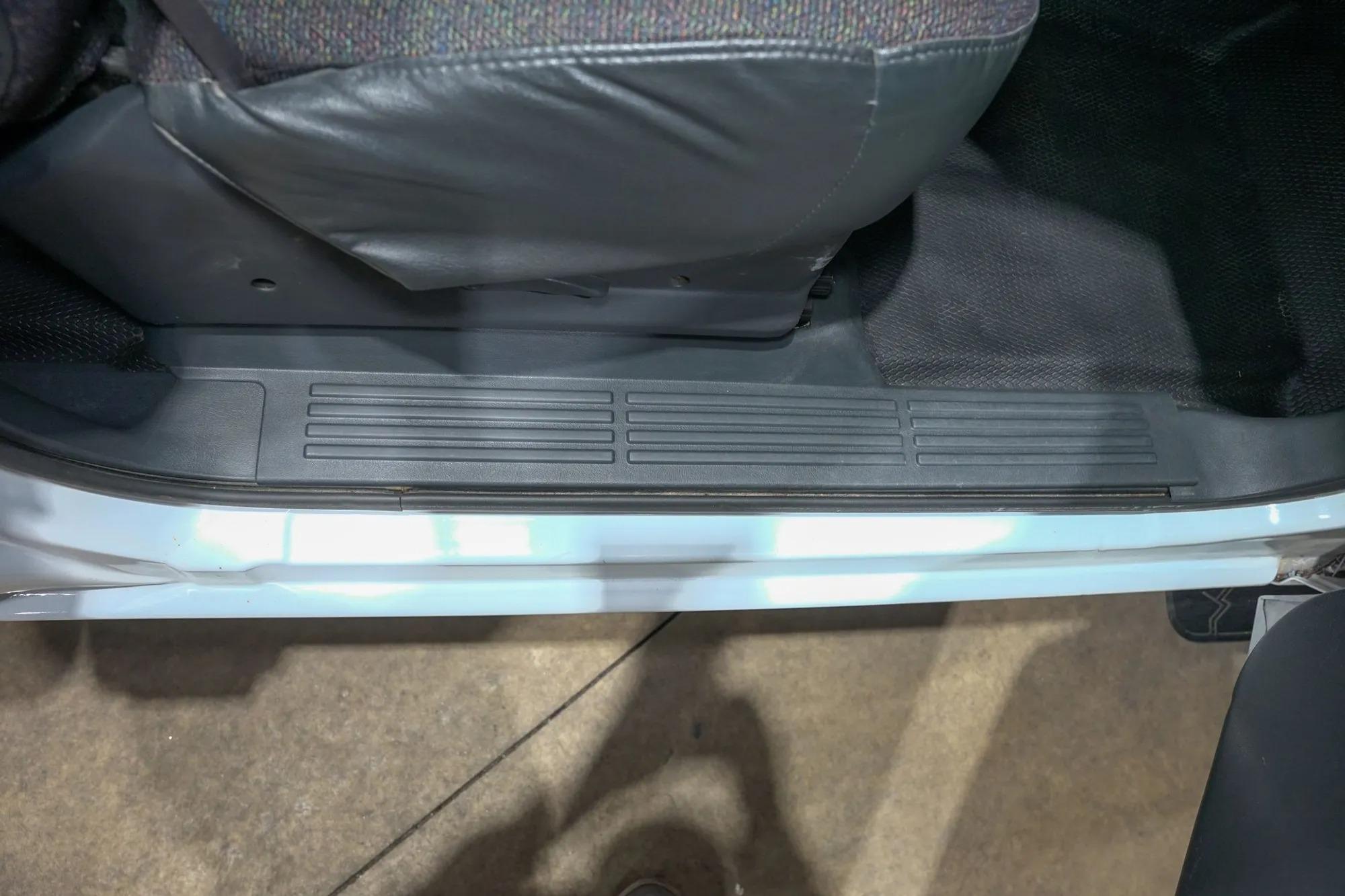 2000 Chevrolet Silverado 1500 LS