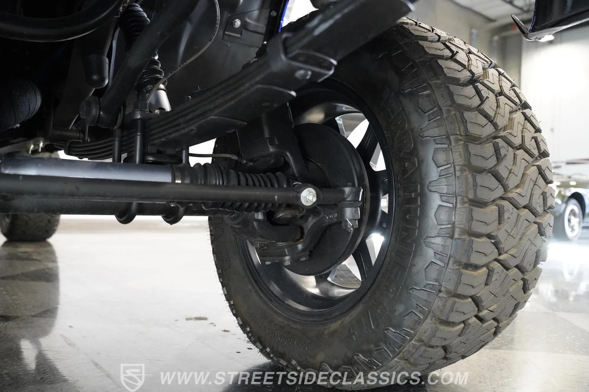 1984 Chevrolet K30 Silverado 4×4 3+3 CREW