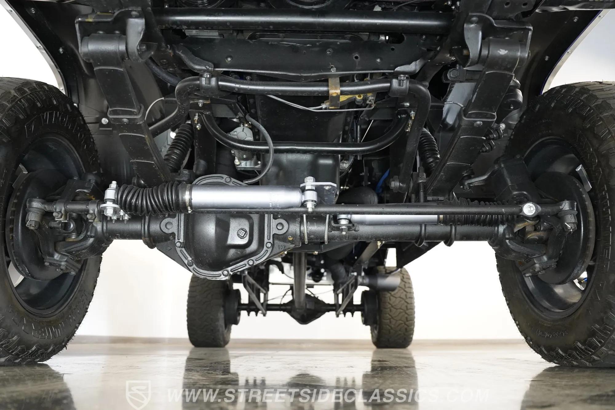 1984 Chevrolet K30 Silverado 4×4 3+3 CREW