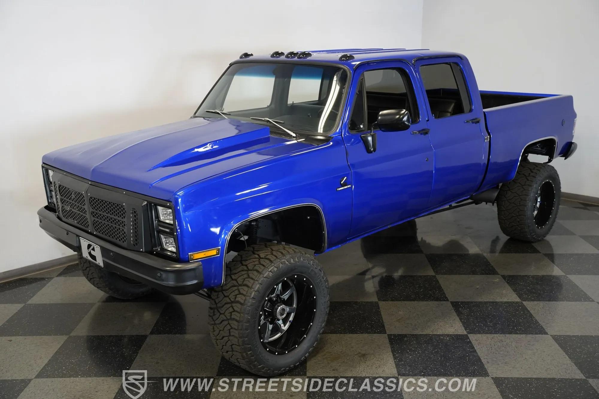 1984 Chevrolet K30 Silverado 4×4 3+3 CREW - 3