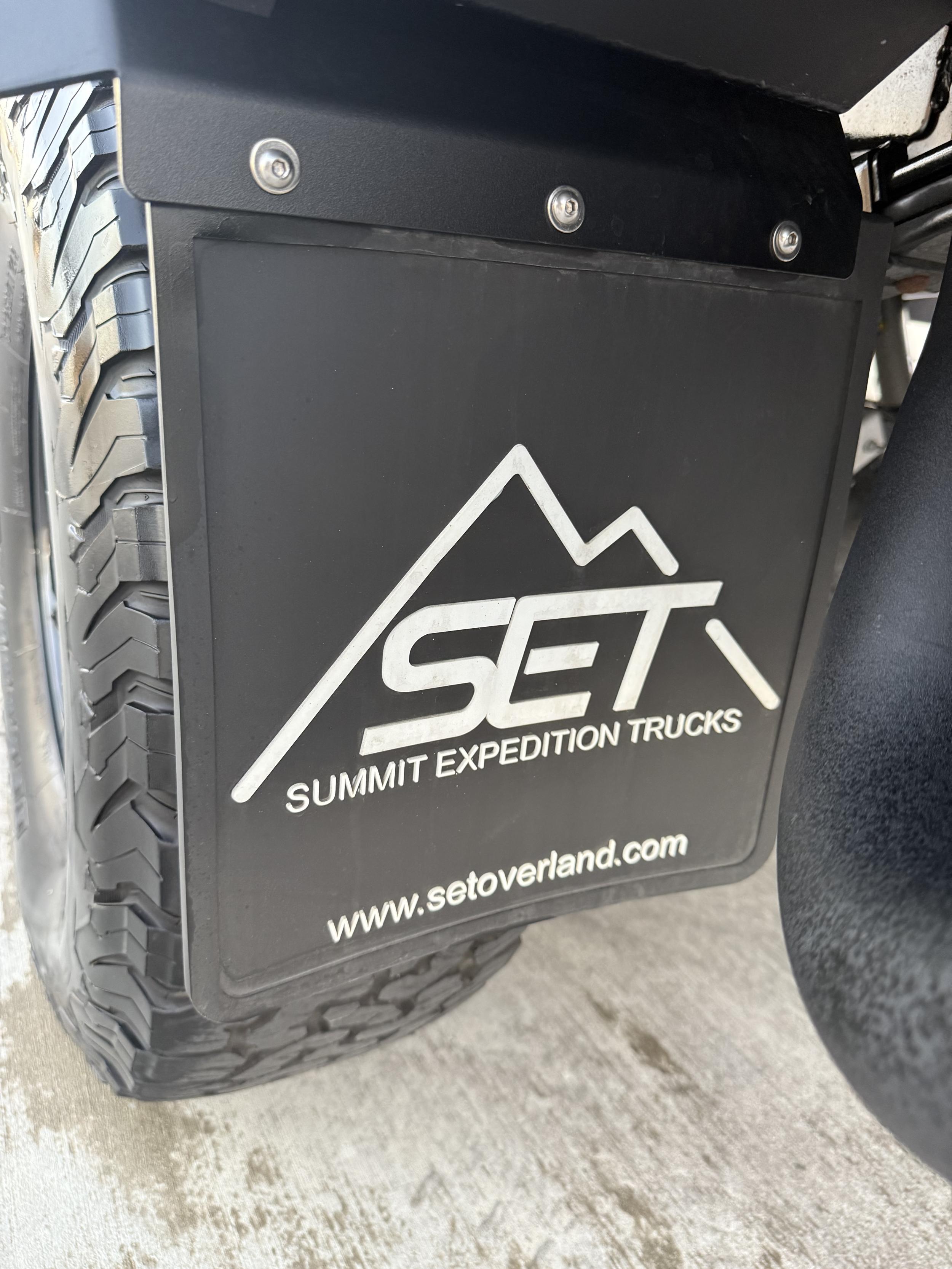 2023 RAM 3500 AEV Prospector XL