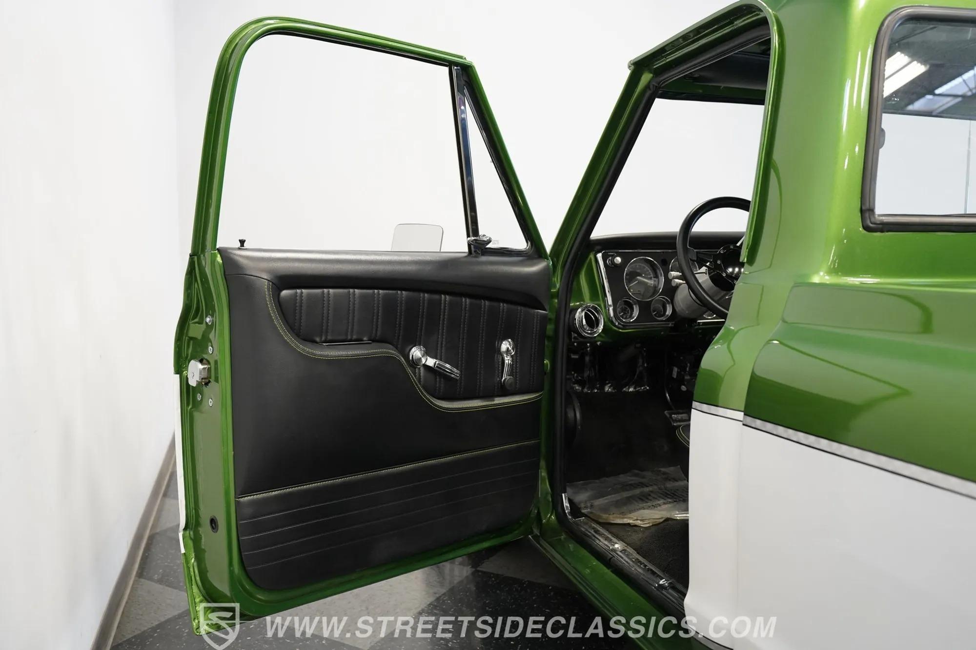 1972 Chevrolet C10 Restomod