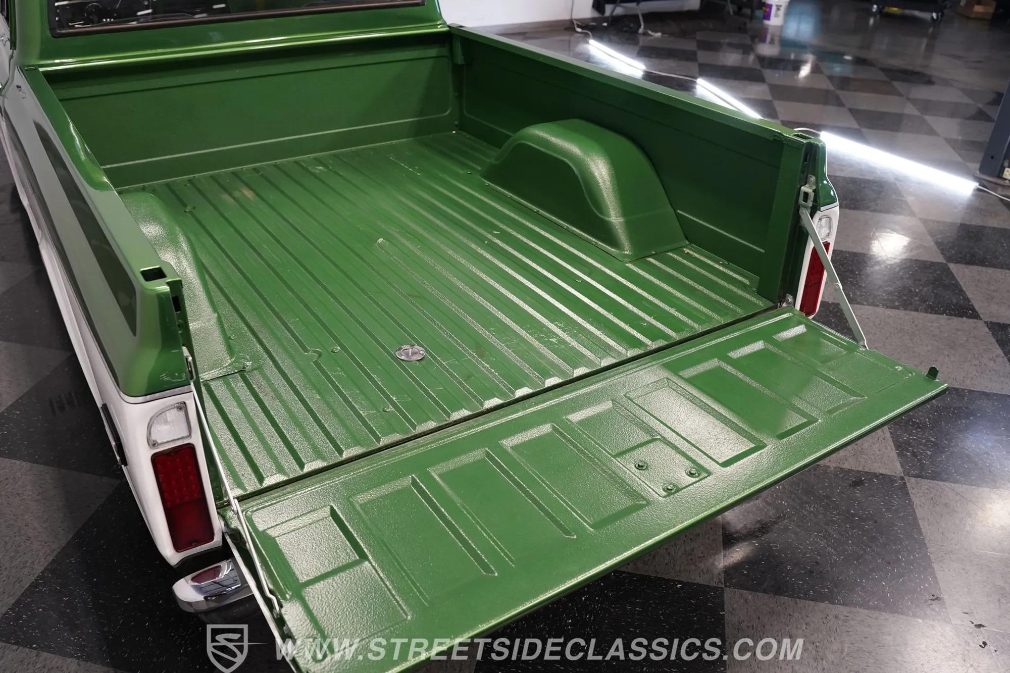 1972 Chevrolet C10 Restomod