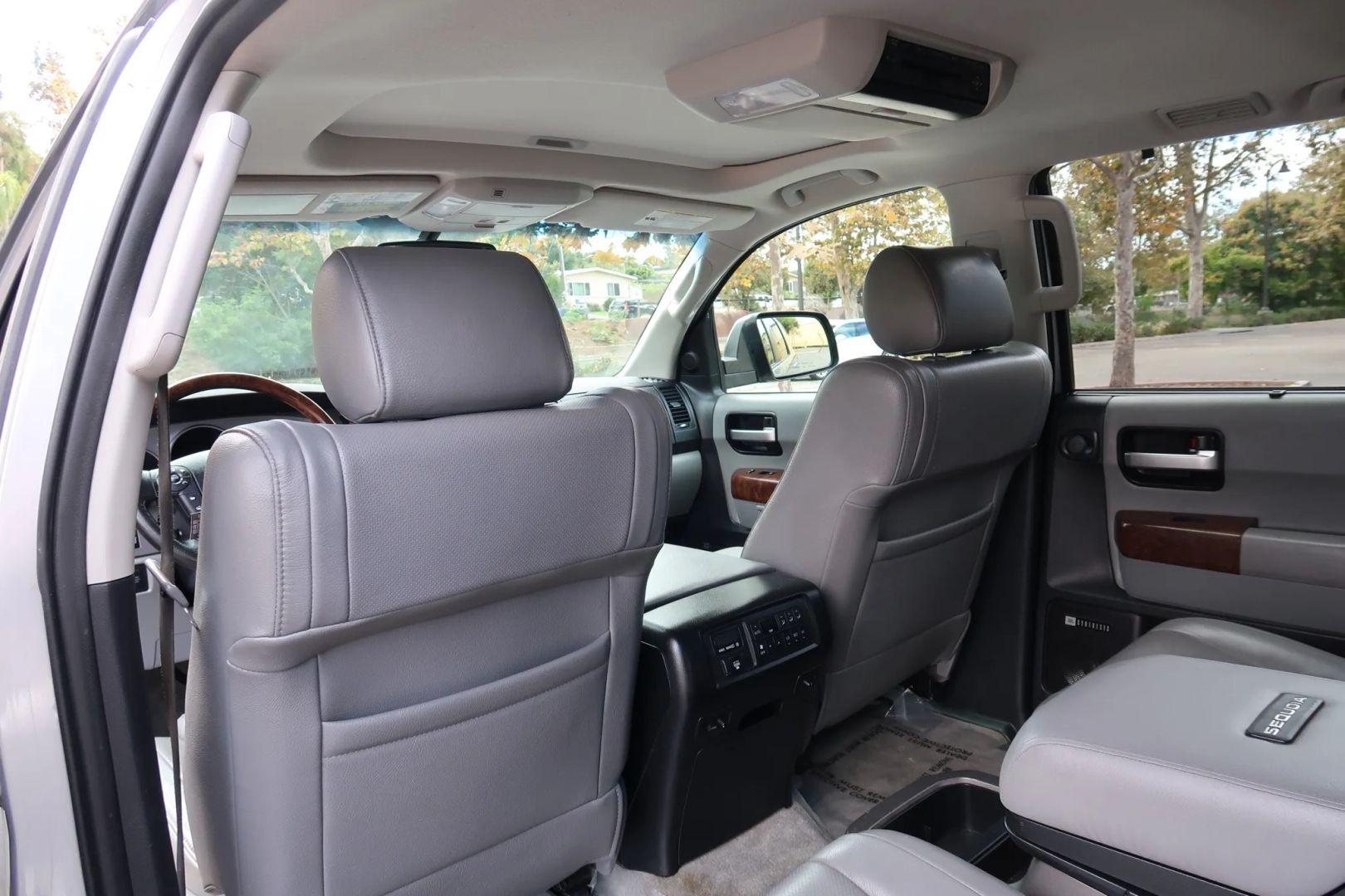 2010 Toyota Sequoia