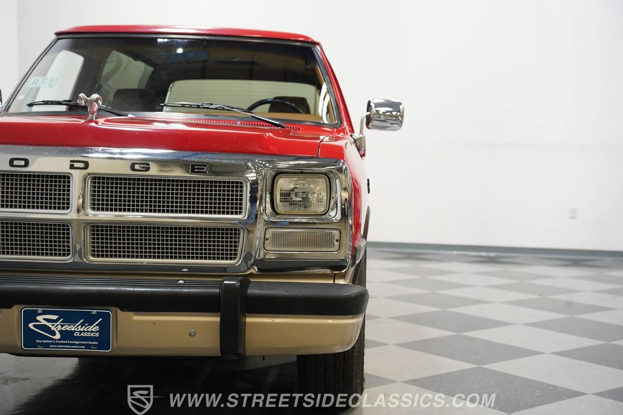 1991 Dodge Ramcharger LE