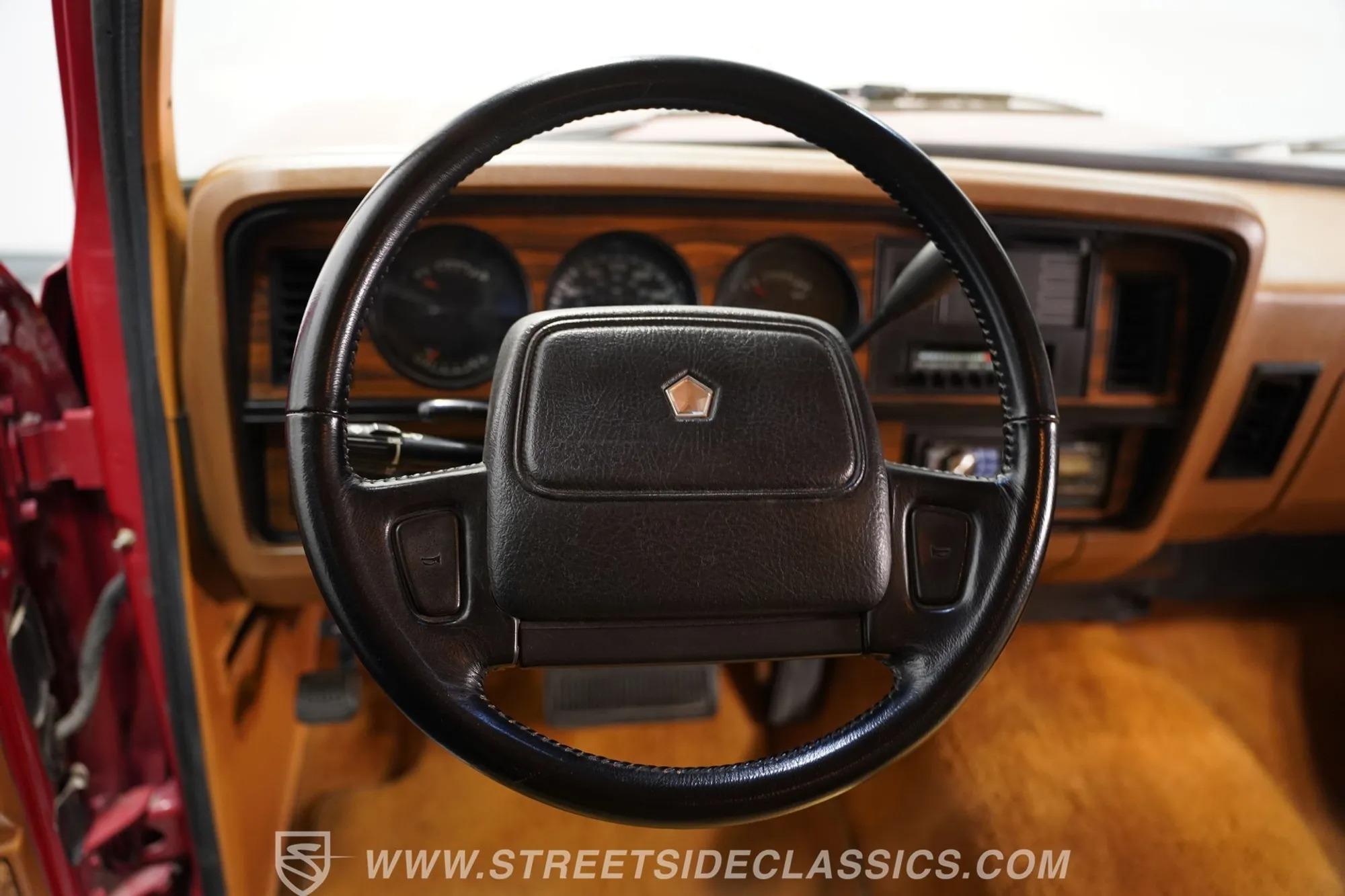 1991 Dodge Ramcharger LE