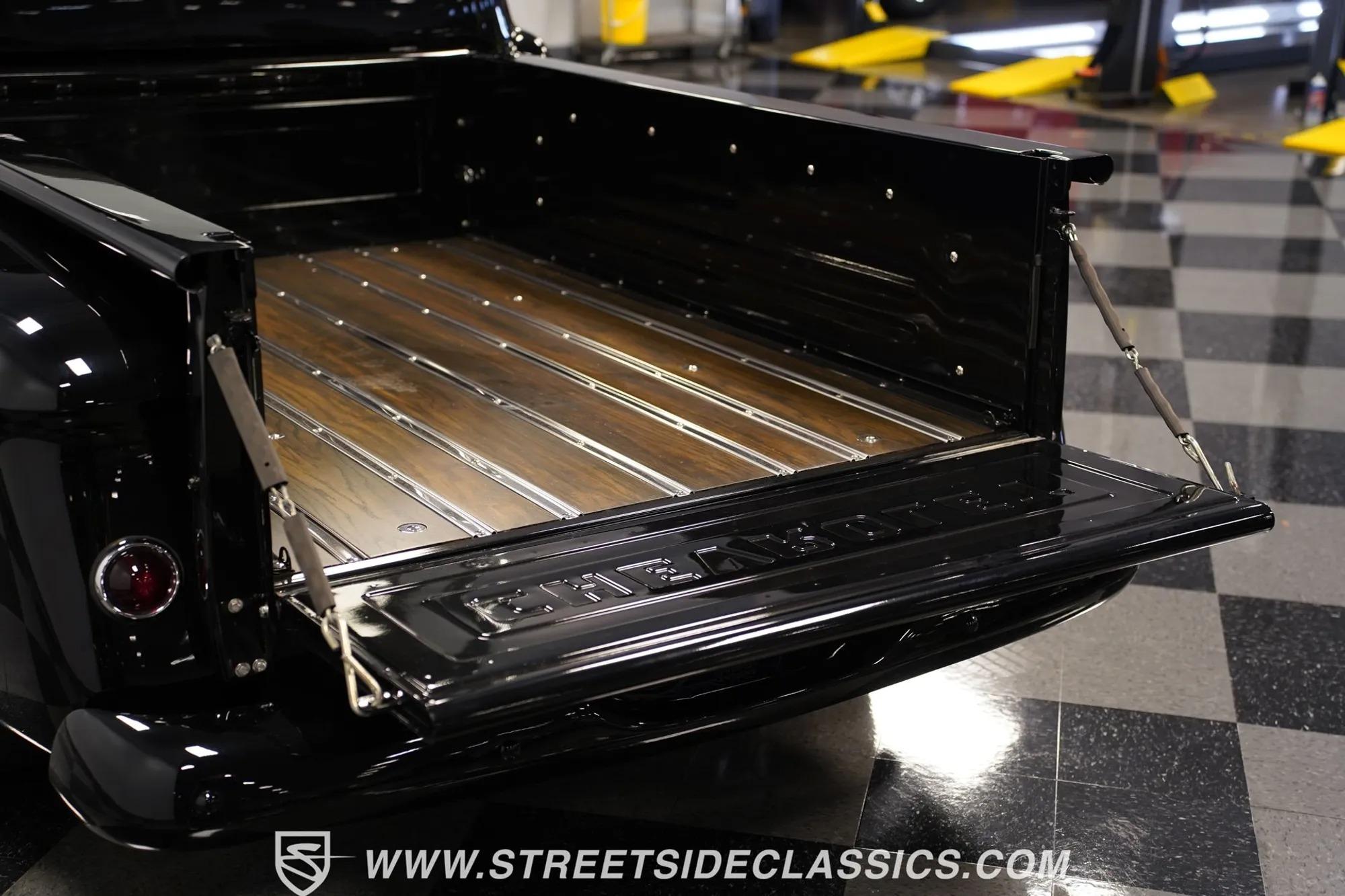 1957 Chevrolet 3100 Big Window Restomod