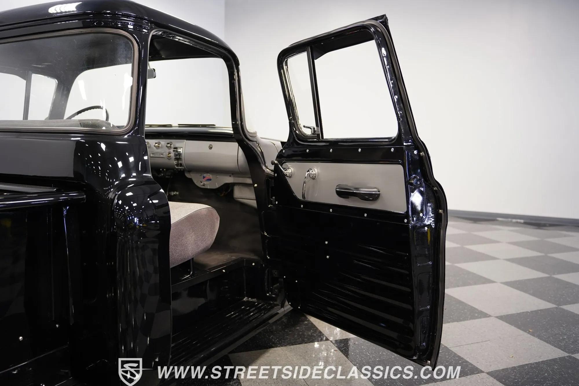 1957 Chevrolet 3100 Big Window Restomod