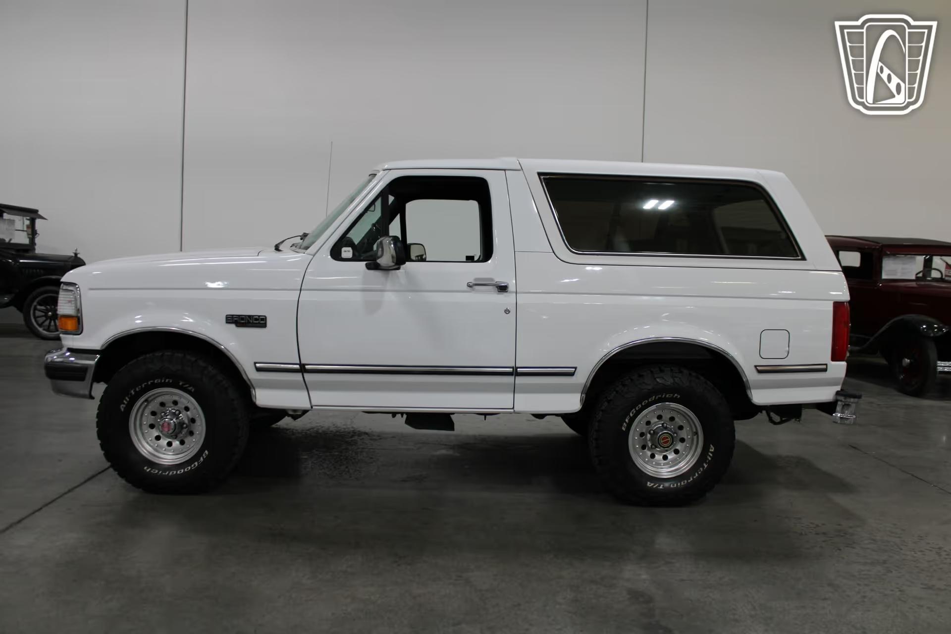 1992 Ford Bronco XLT