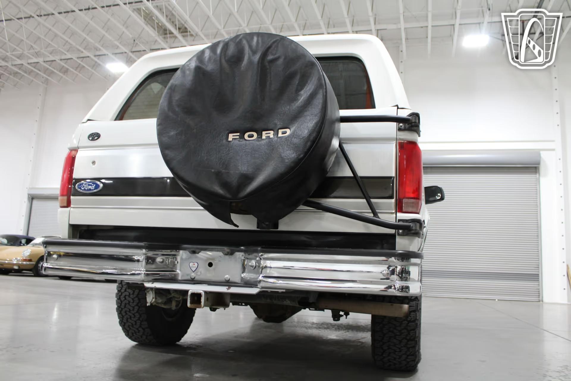 1992 Ford Bronco XLT