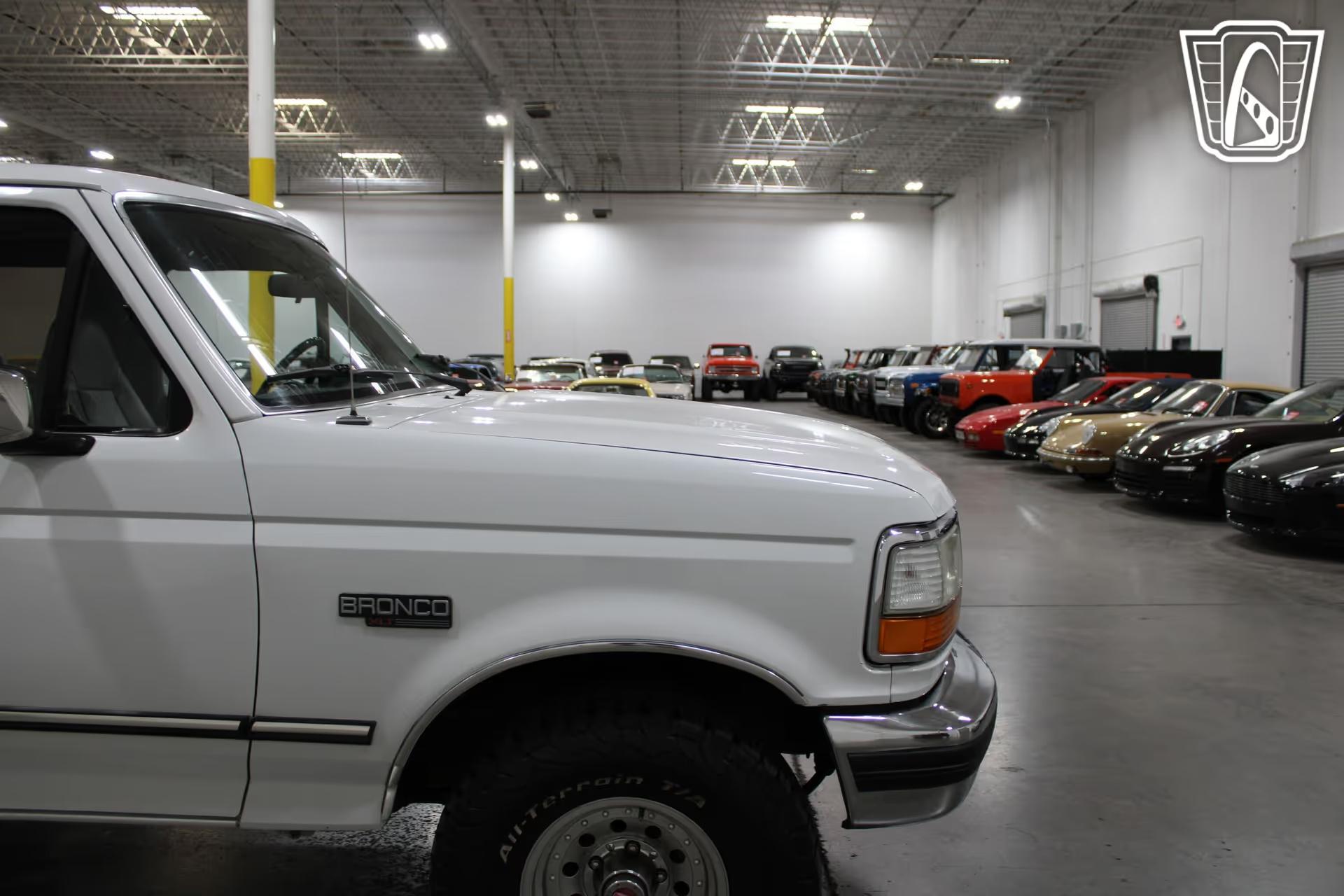 1992 Ford Bronco XLT