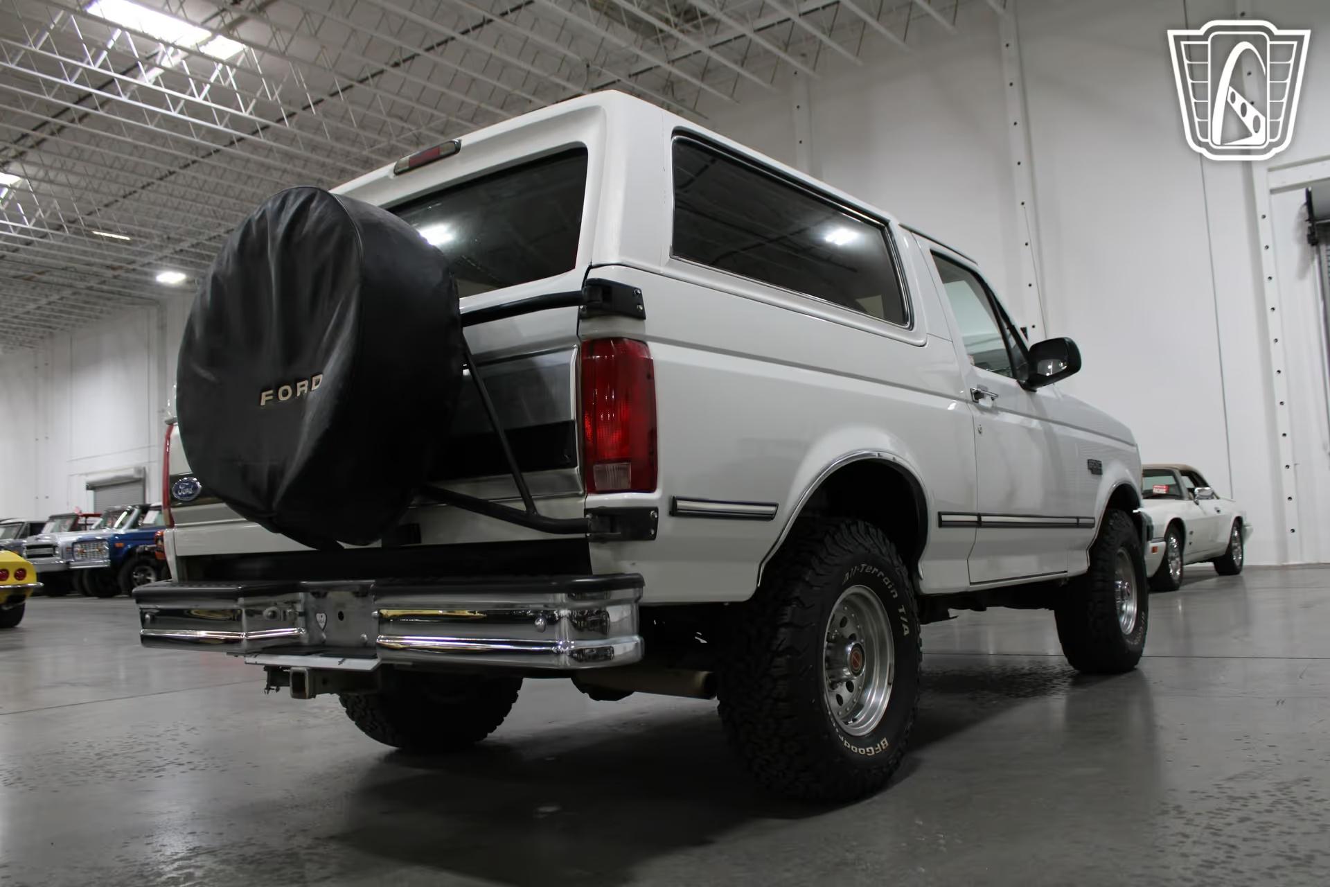 1992 Ford Bronco XLT