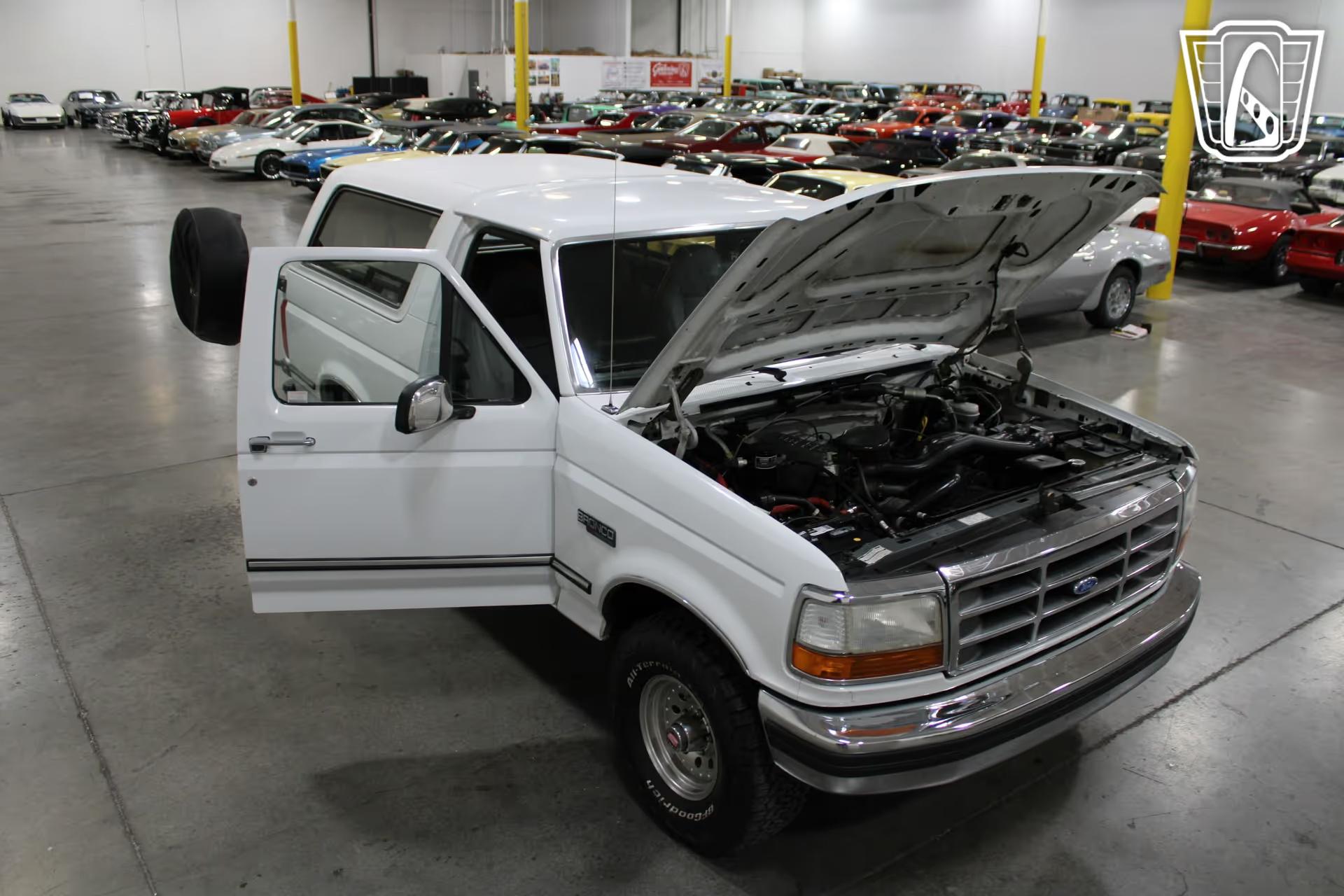 1992 Ford Bronco XLT