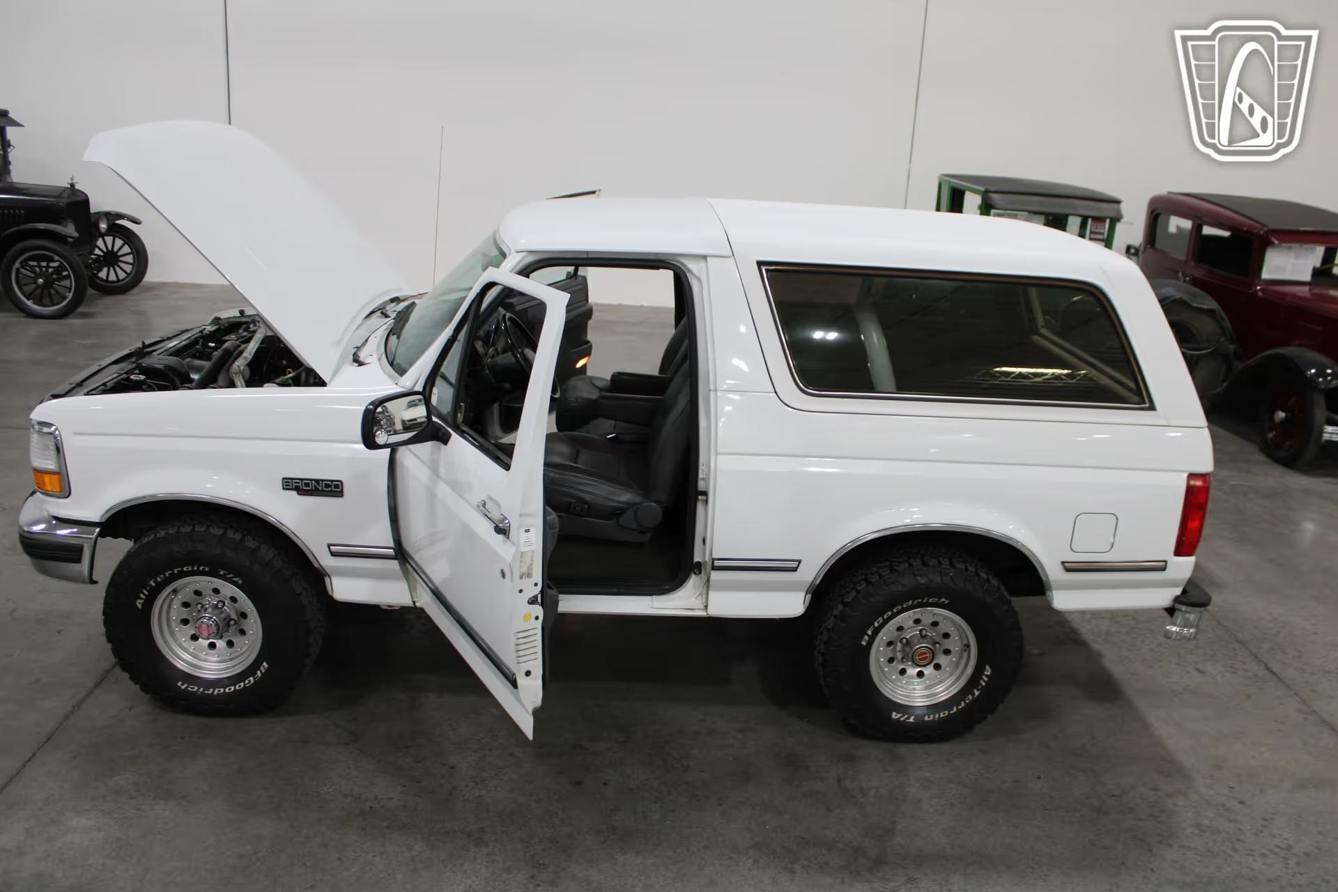 1992 Ford Bronco XLT