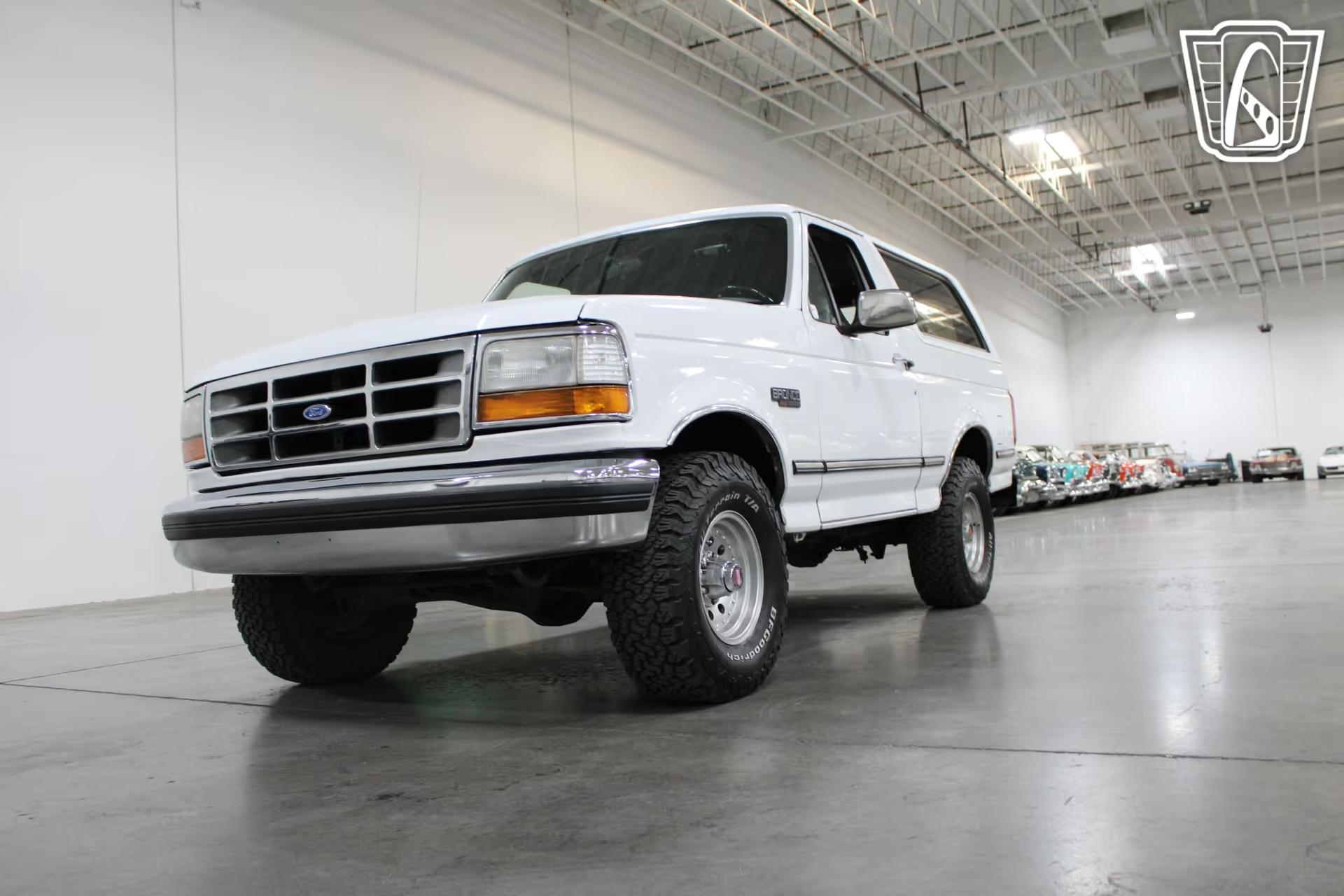 1992 Ford Bronco XLT