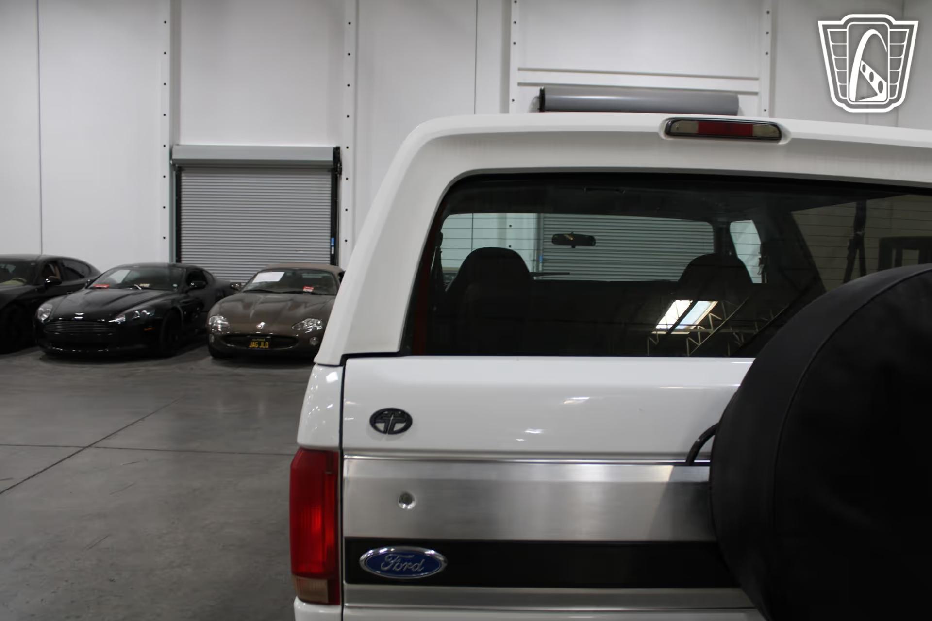 1992 Ford Bronco XLT