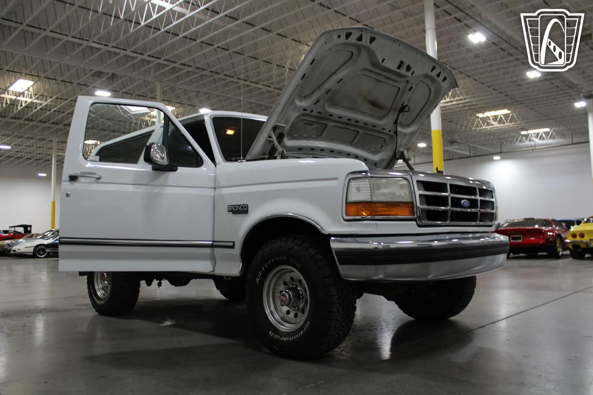 1992 Ford Bronco XLT
