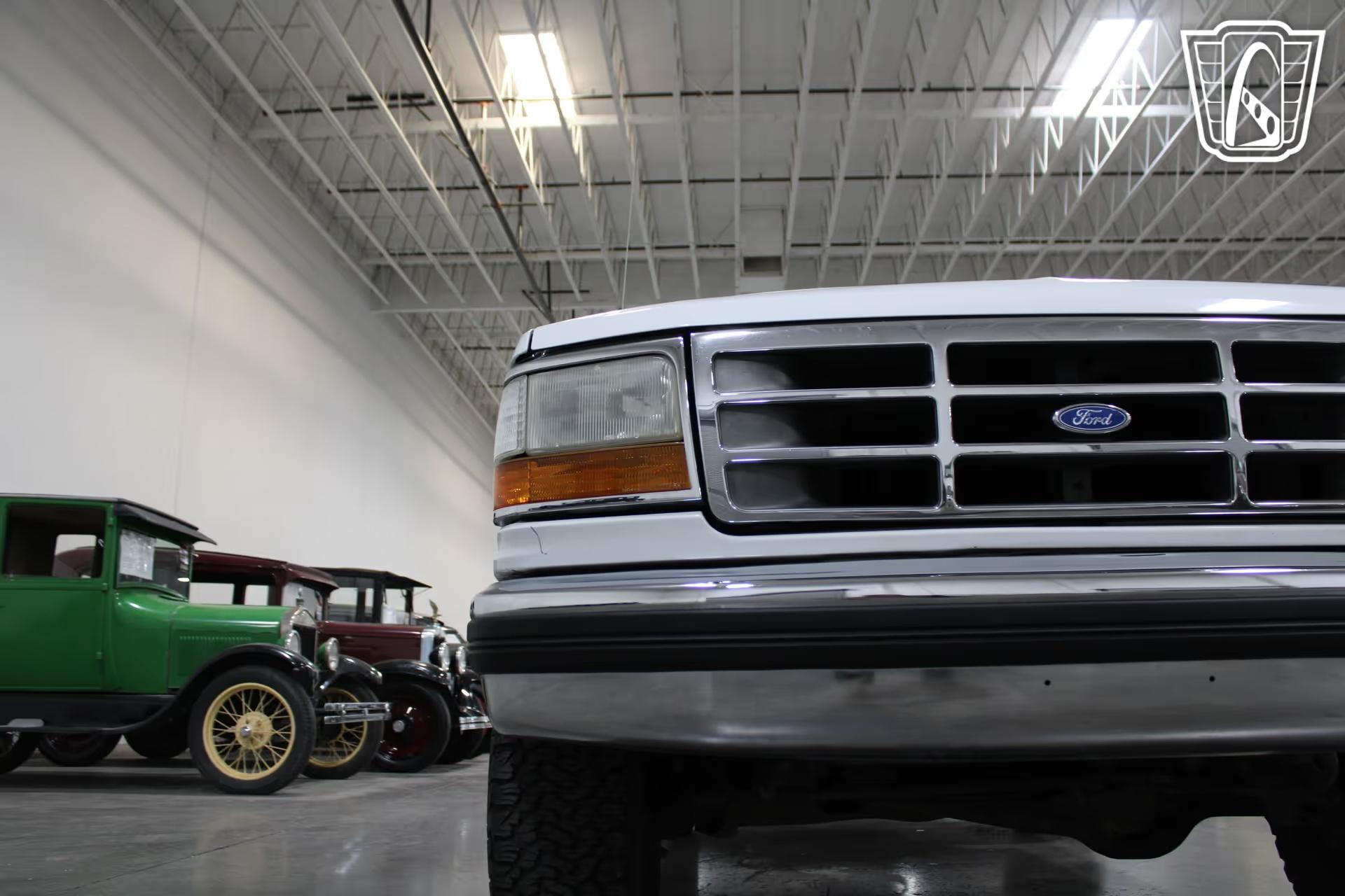 1992 Ford Bronco XLT