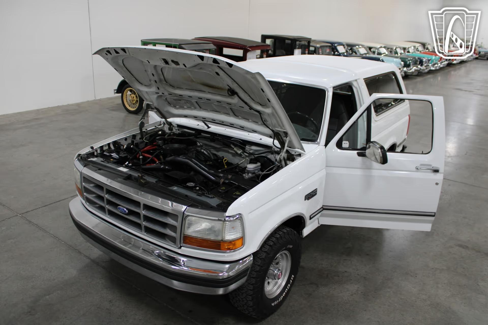 1992 Ford Bronco XLT