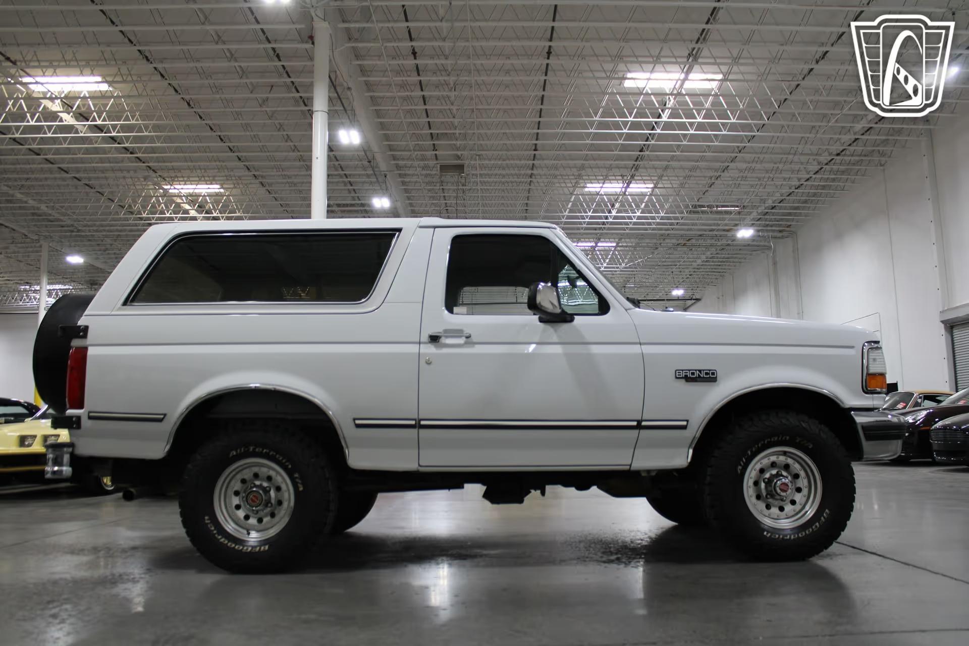 1992 Ford Bronco XLT
