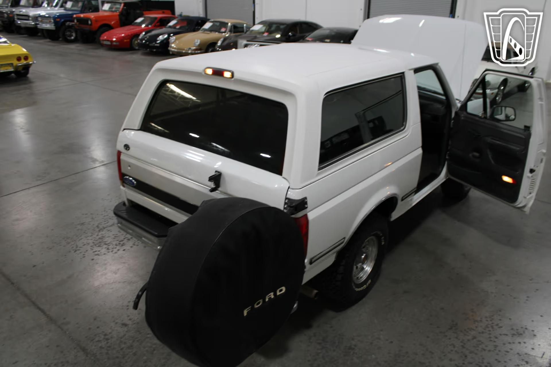 1992 Ford Bronco XLT