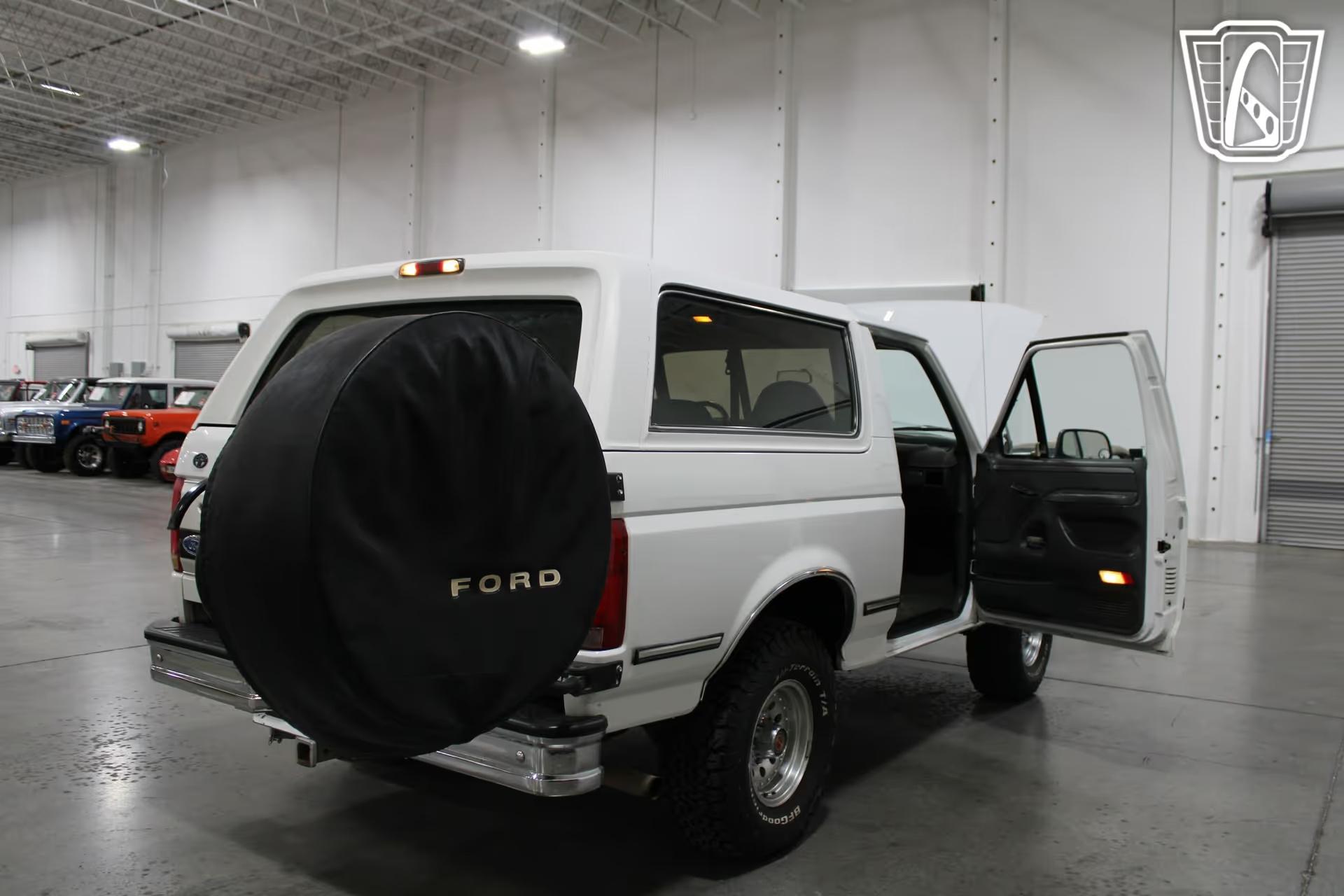 1992 Ford Bronco XLT