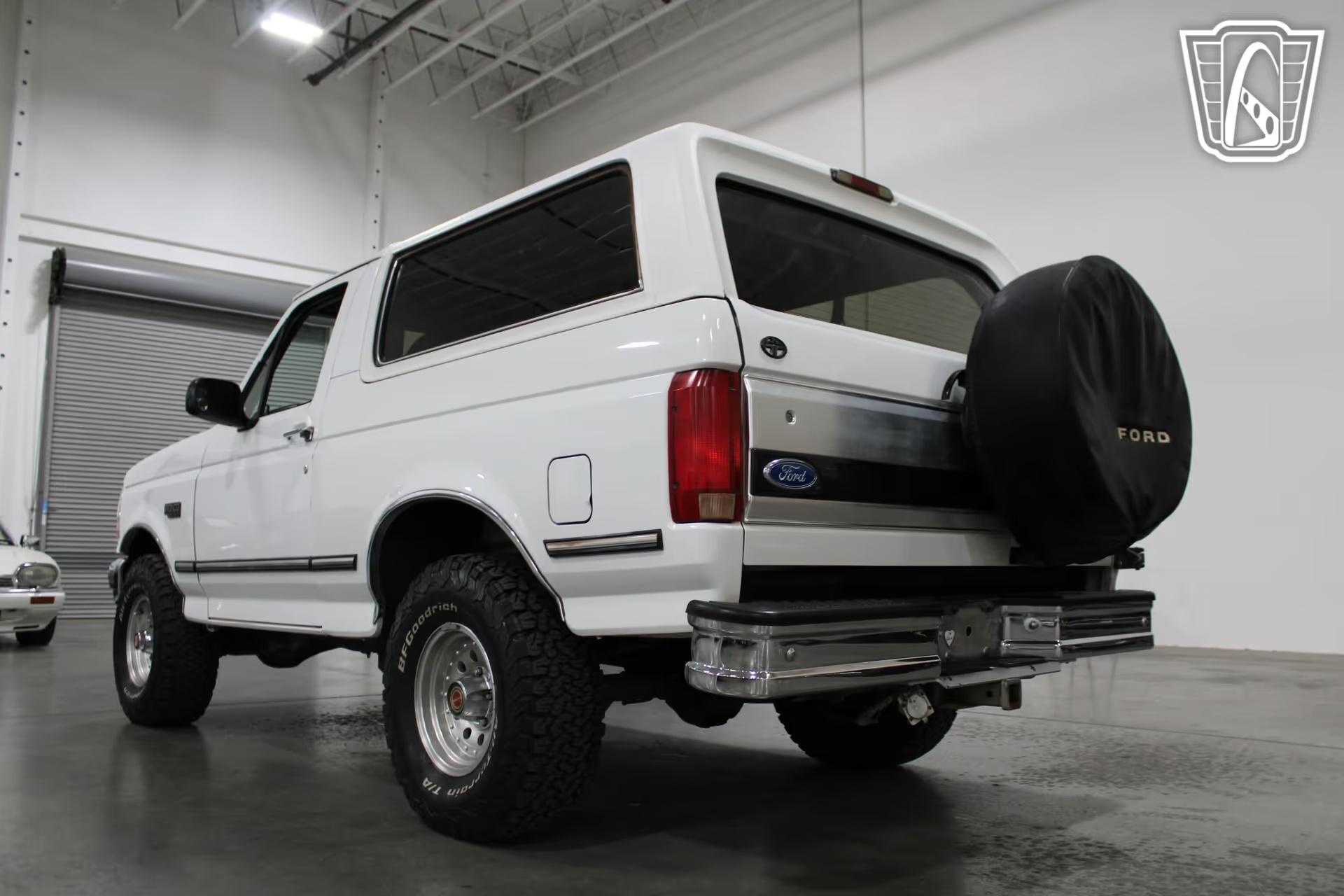 1992 Ford Bronco XLT