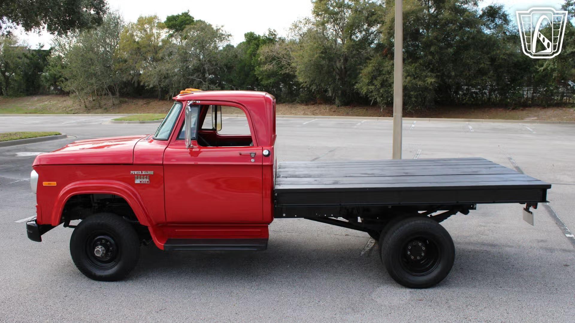 1971 Dodge Power Wagon