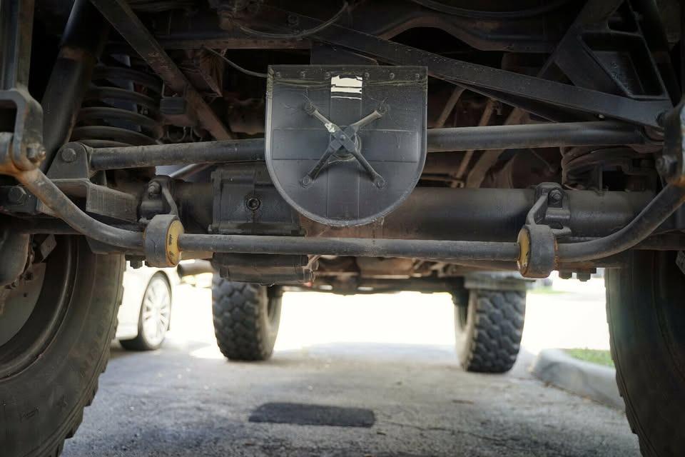 1988 Mercedes-Benz Unimog 1300L