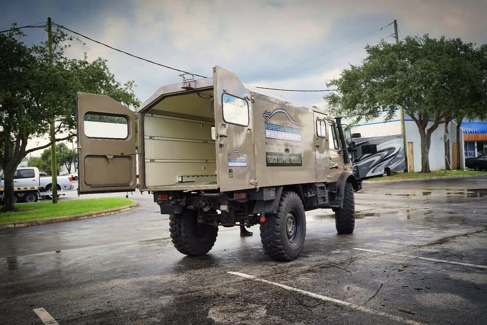 1988 Mercedes-Benz Unimog 1300L