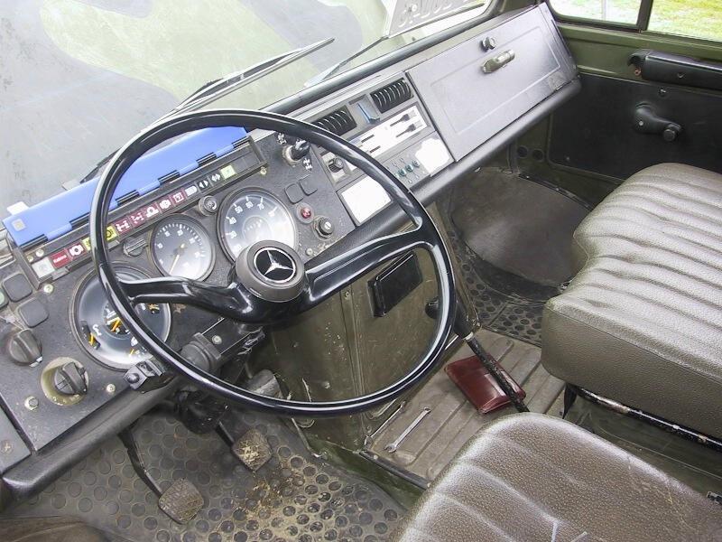 1988 Mercedes-Benz Unimog 1300L