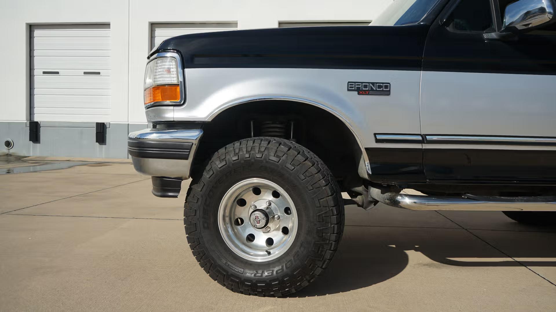 40k-Mile 1995 Ford Bronco XLT