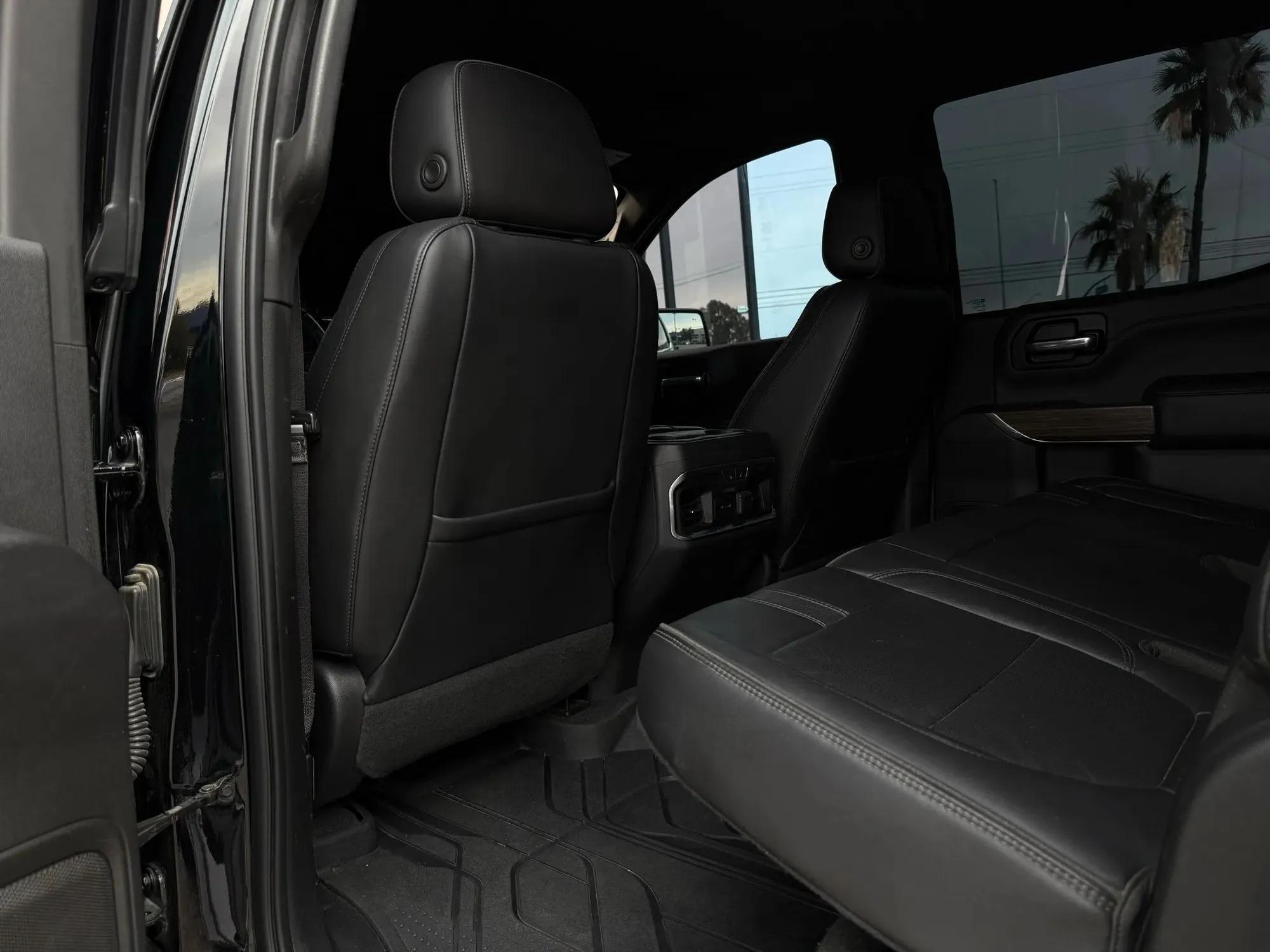 2020 Chevrolet Silverado 1500 High Country