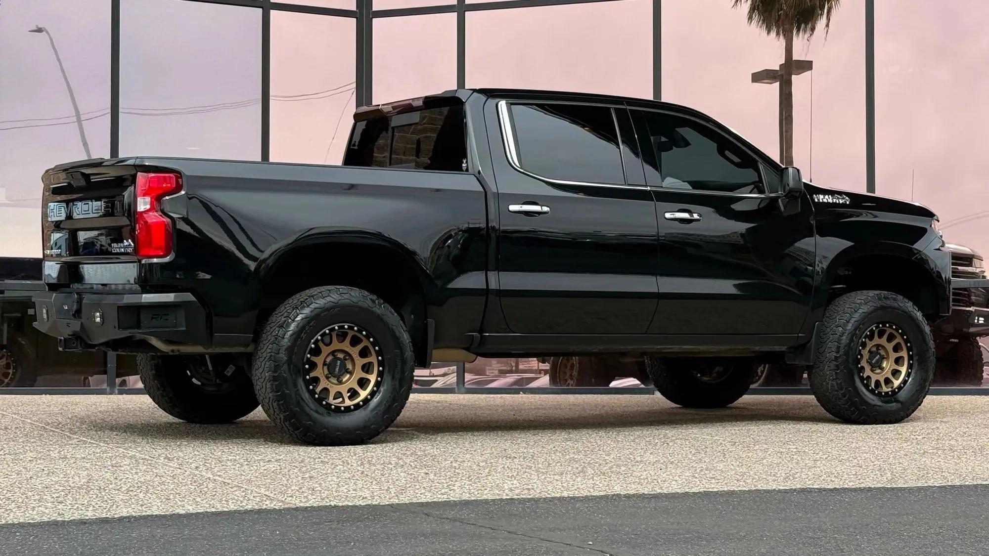 2020 Chevrolet Silverado 1500 High Country