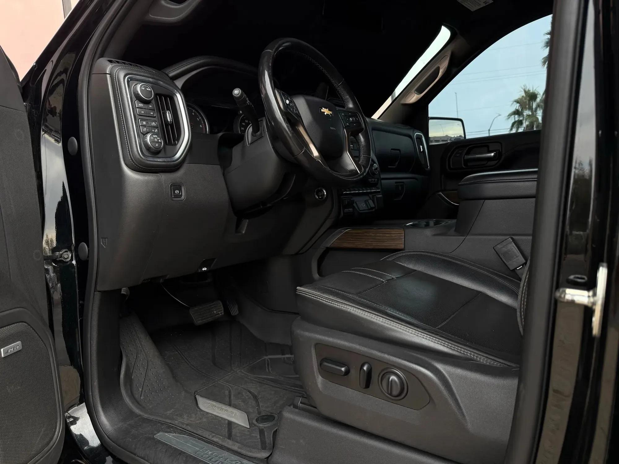 2020 Chevrolet Silverado 1500 High Country