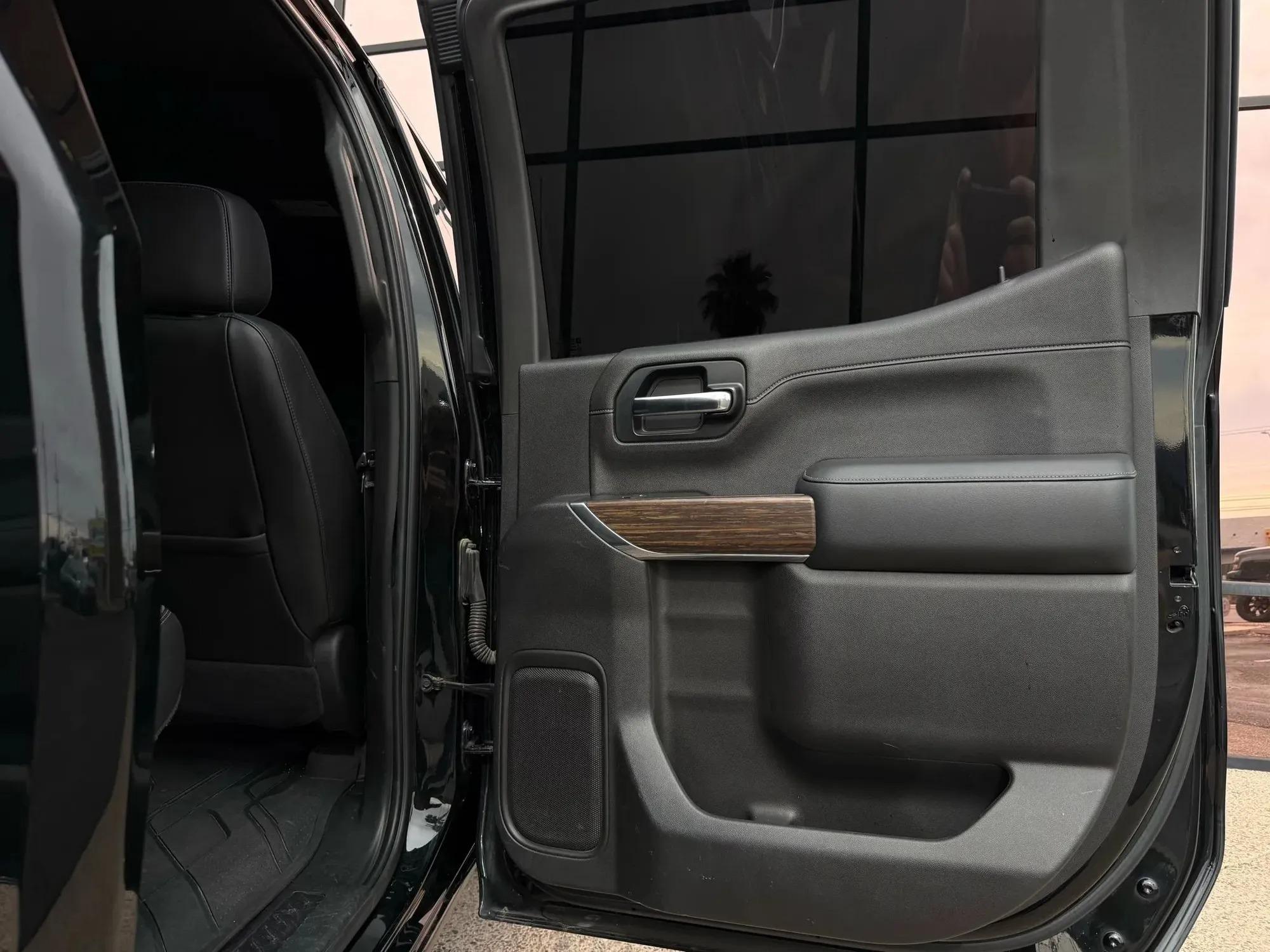 2020 Chevrolet Silverado 1500 High Country