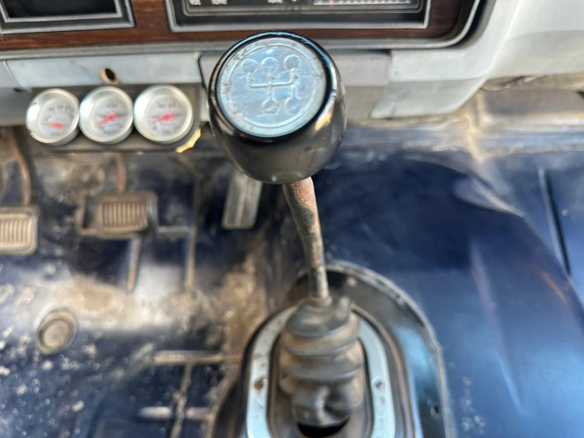 1982 Dodge D-150 SWB Fleetside