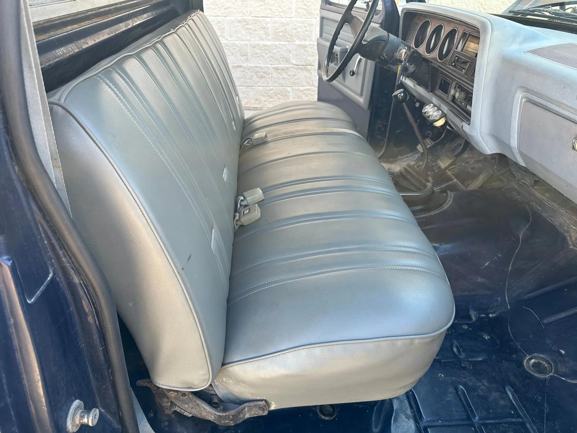 1982 Dodge D-150 SWB Fleetside