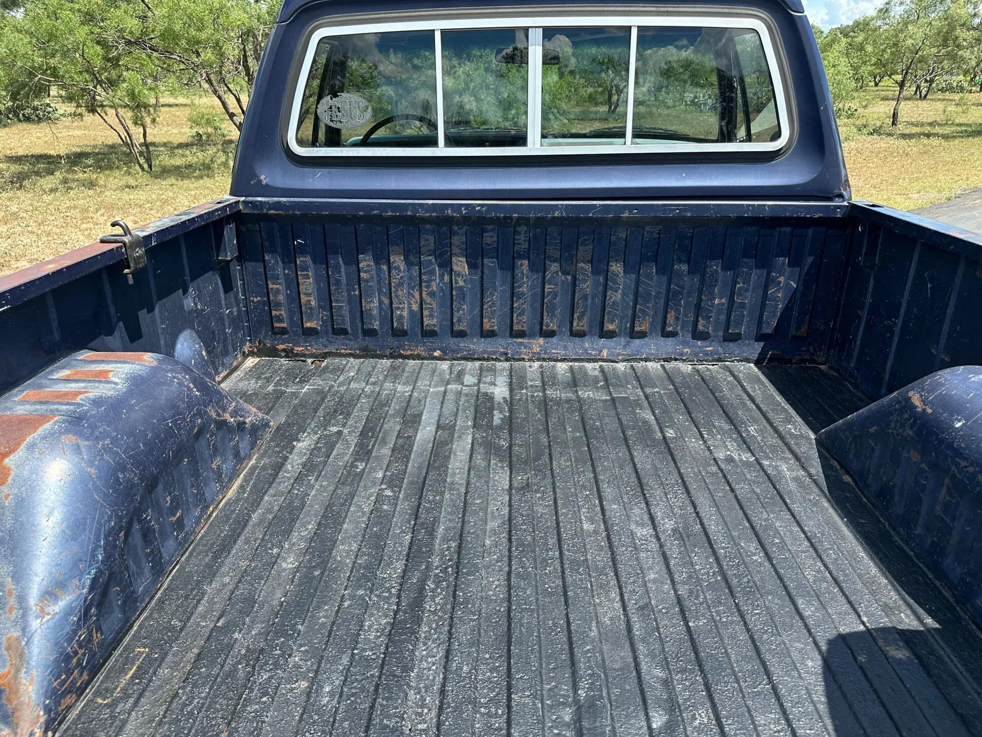 1982 Dodge D-150 SWB Fleetside