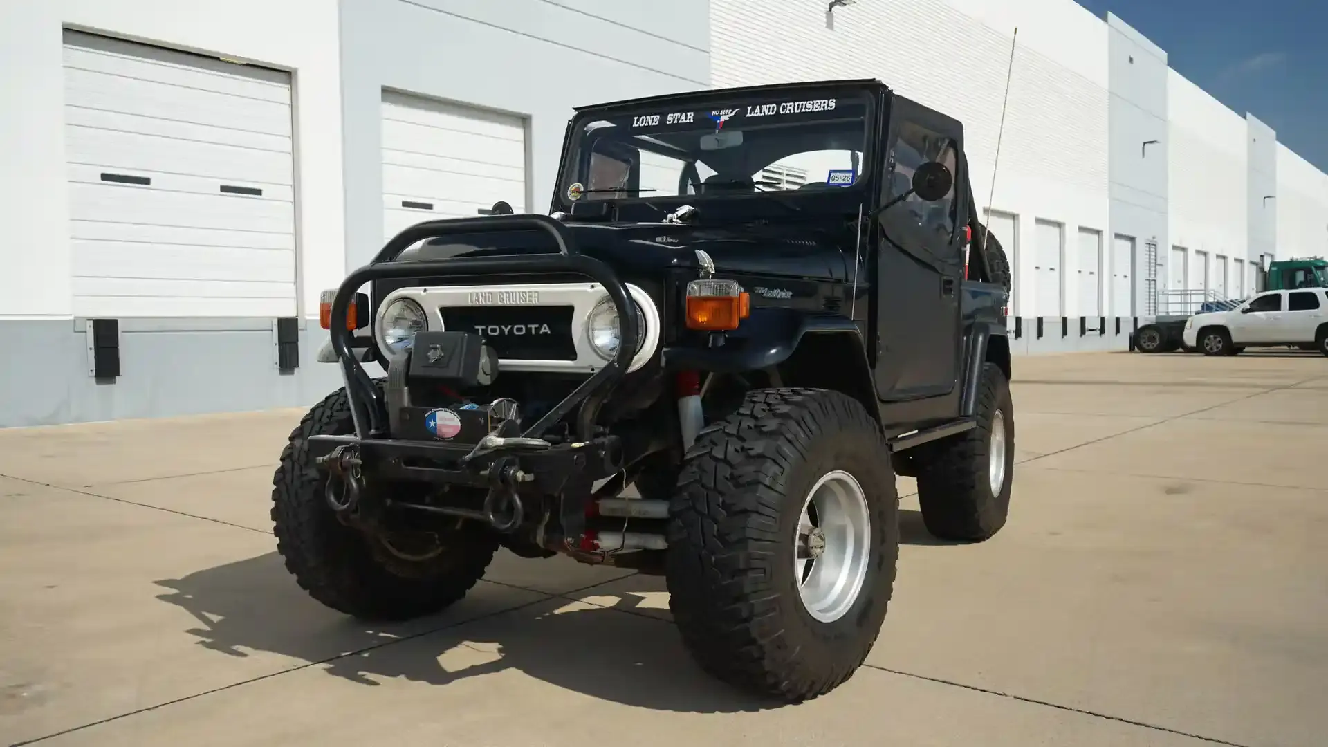 1977 Toyota Land Cruiser FJ40 - 3