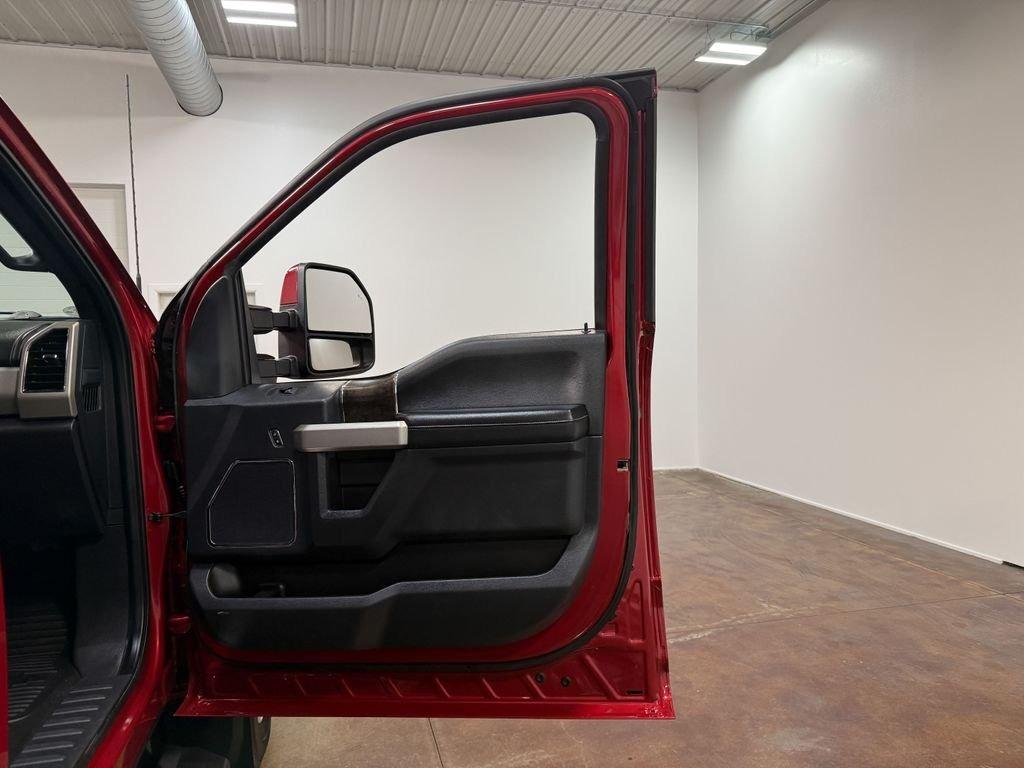 2022 Ford F-450 SD Lariat