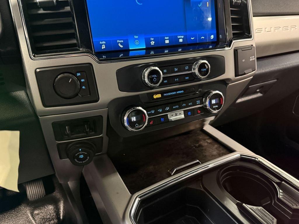 2022 Ford F-450 SD Lariat