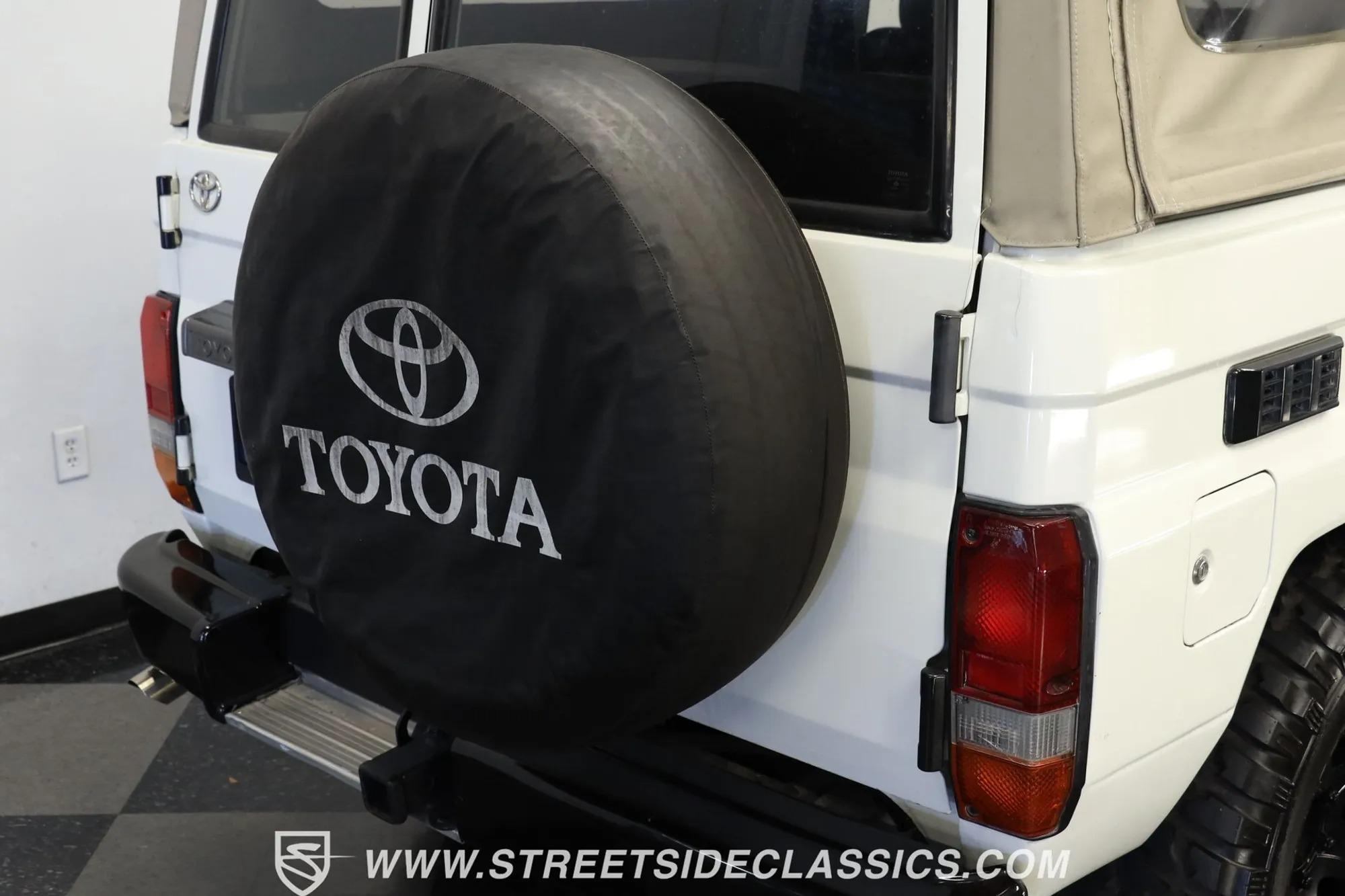 1987 Toyota Land Cruiser FJ73