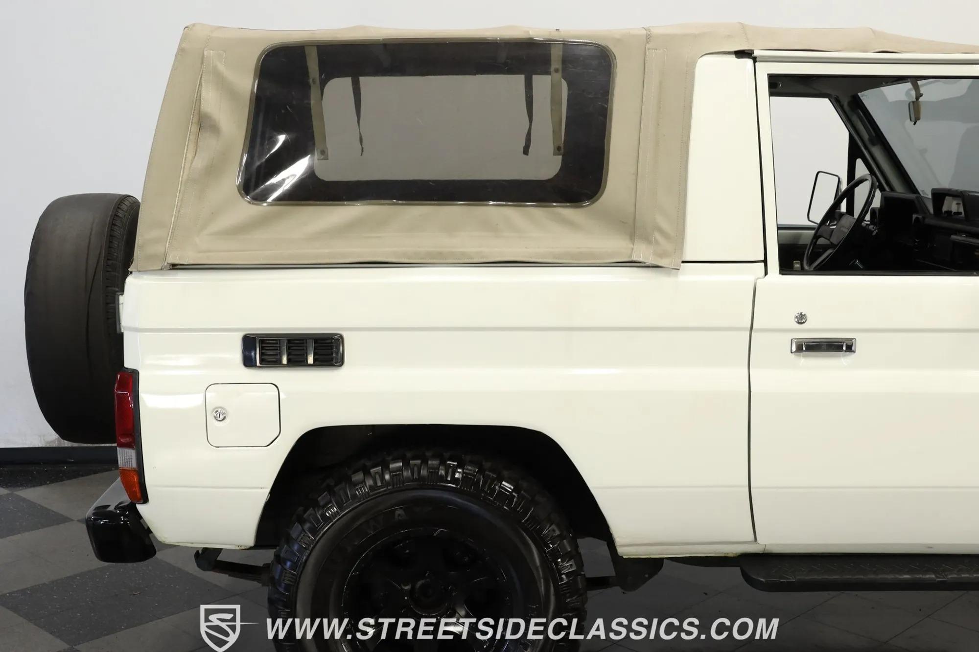 1987 Toyota Land Cruiser FJ73