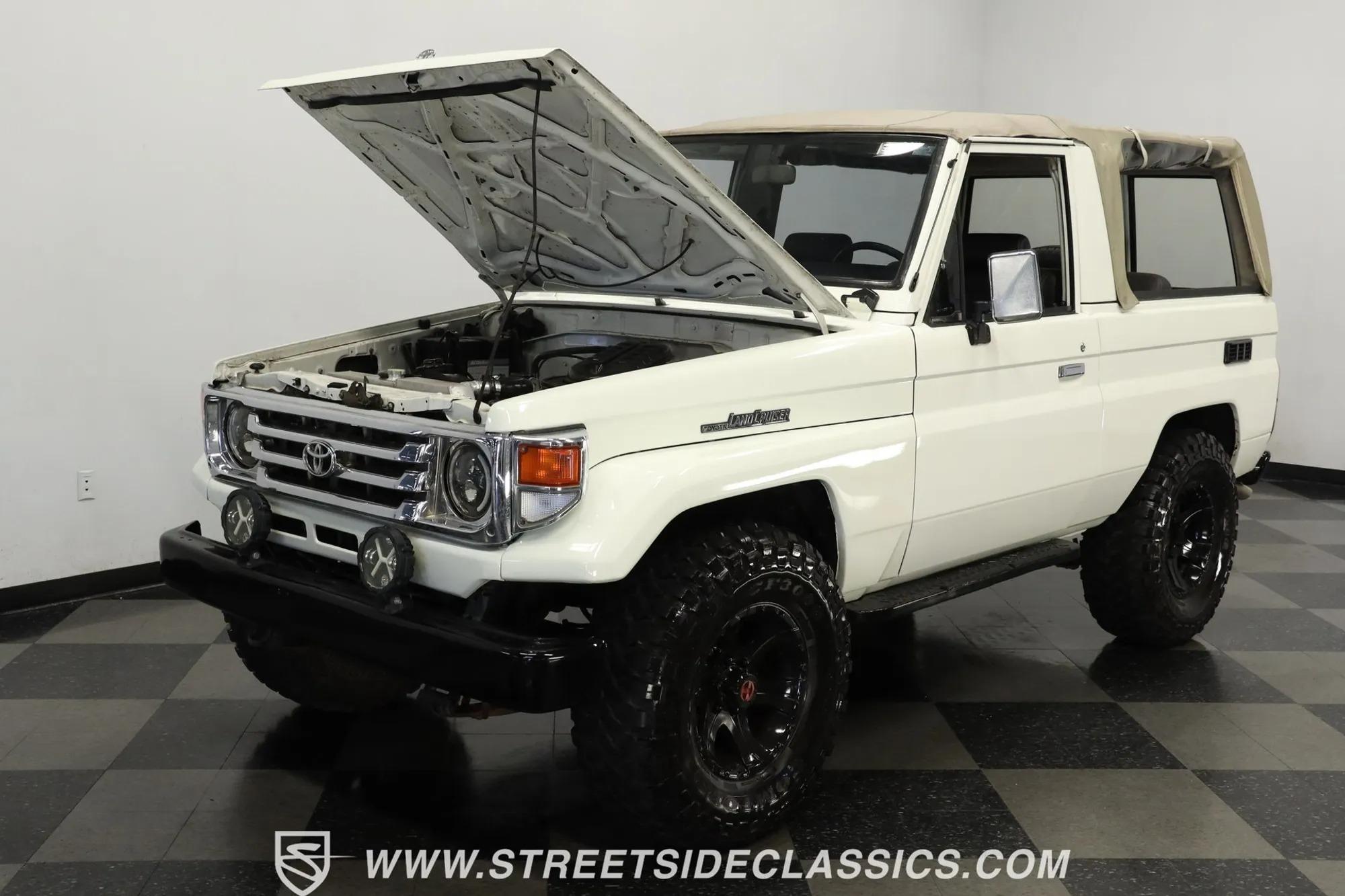 1987 Toyota Land Cruiser FJ73