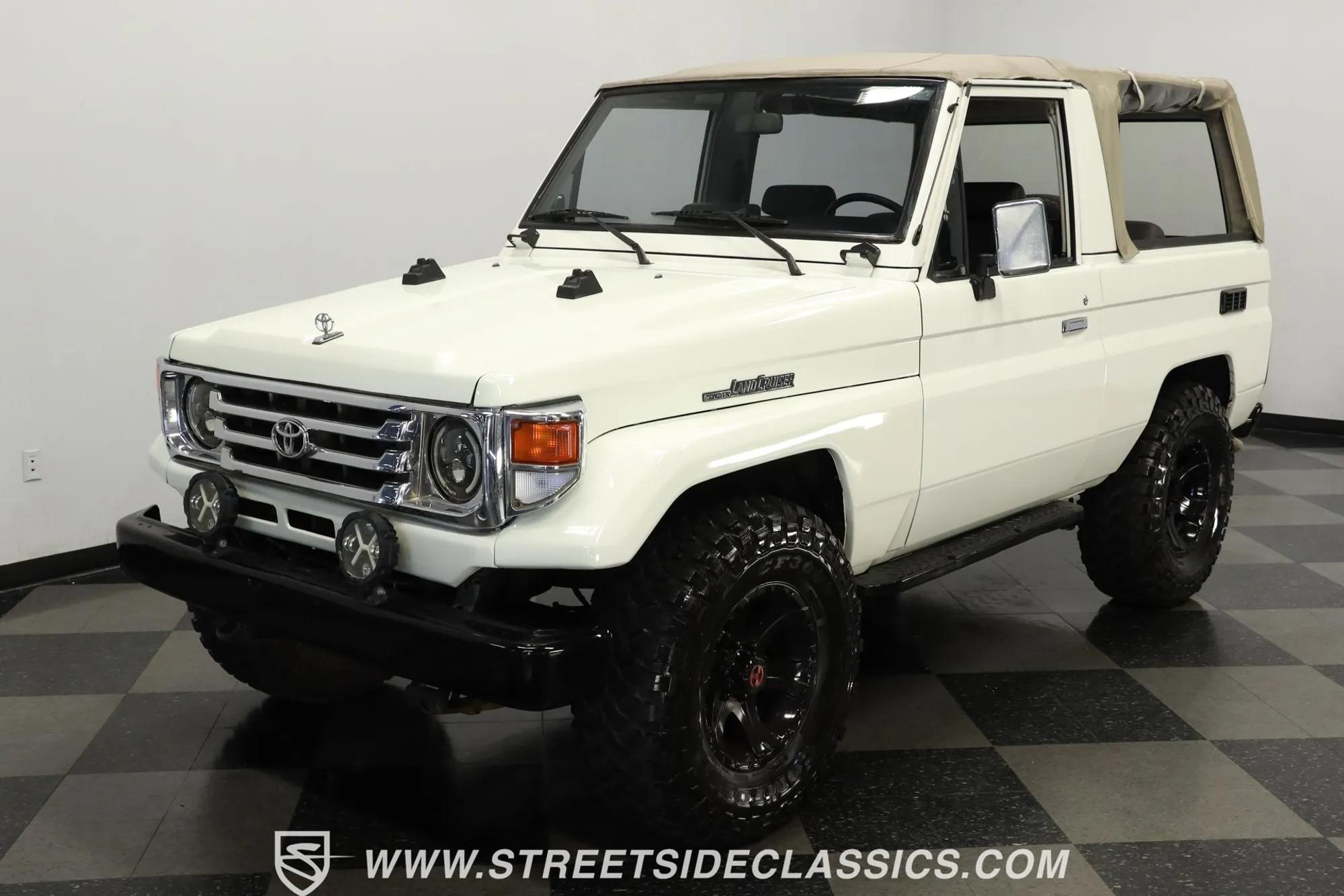 1987 Toyota Land Cruiser FJ73