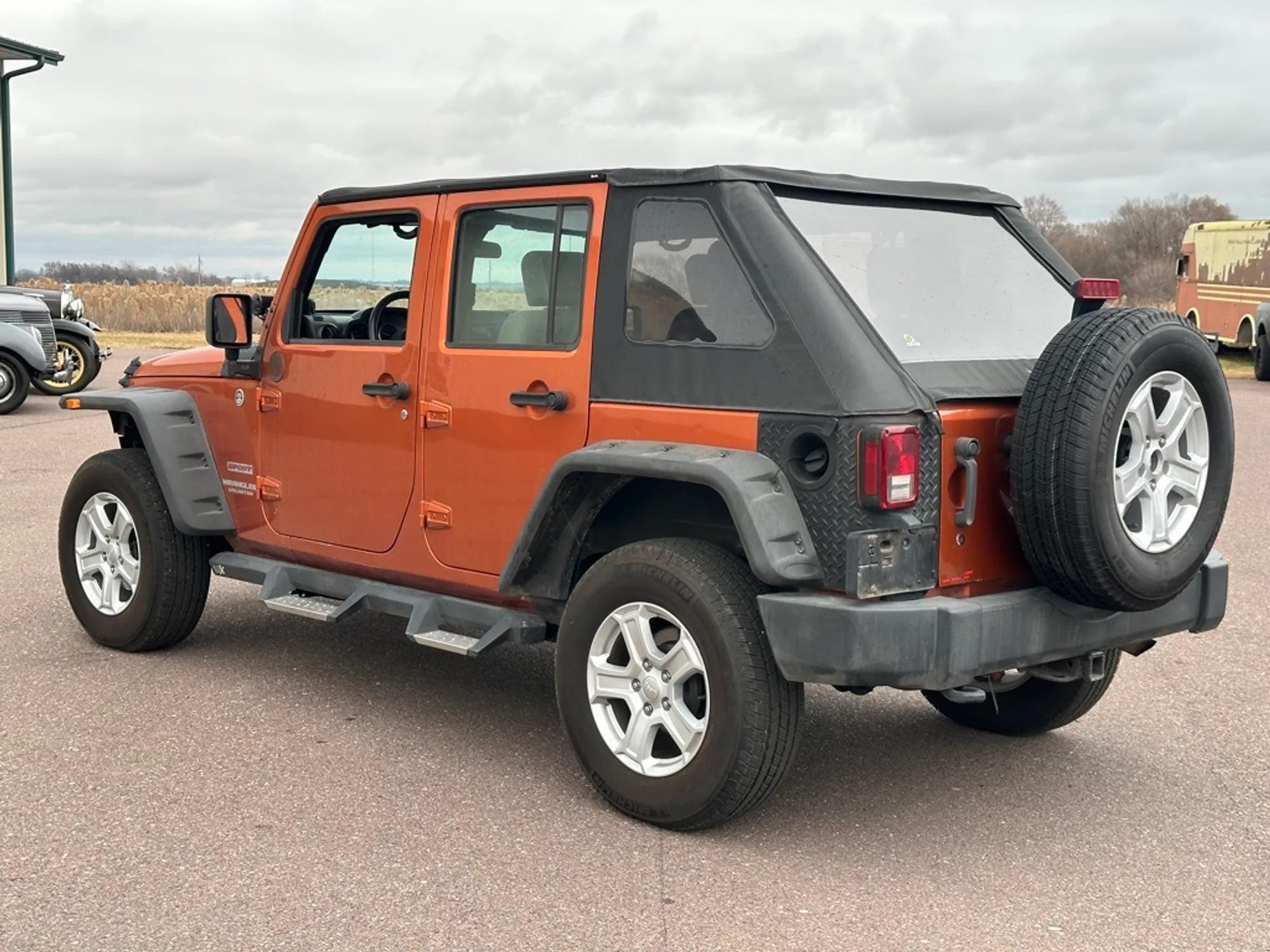 2010 Jeep Wrangler Unlimited Sport - 4