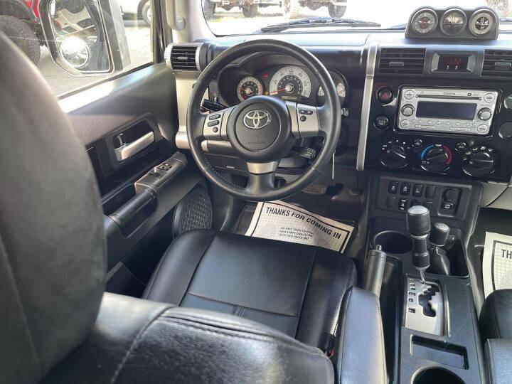 2012 Toyota FJ Cruiser