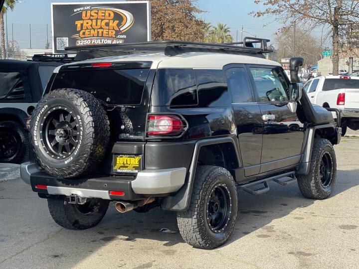 2012 Toyota FJ Cruiser
